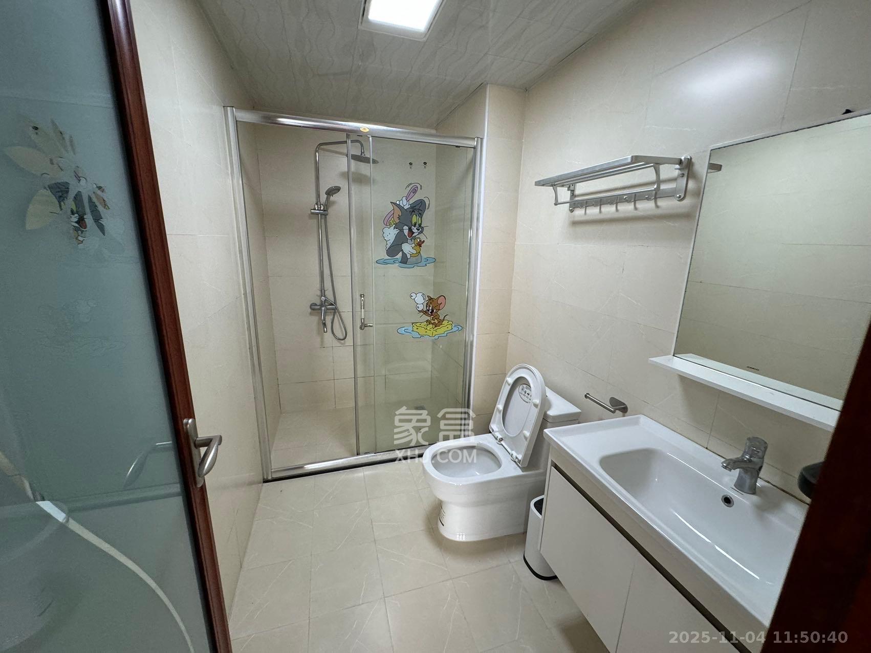 北辰定江洋  3室2厅2卫    9000.0元/月室内图