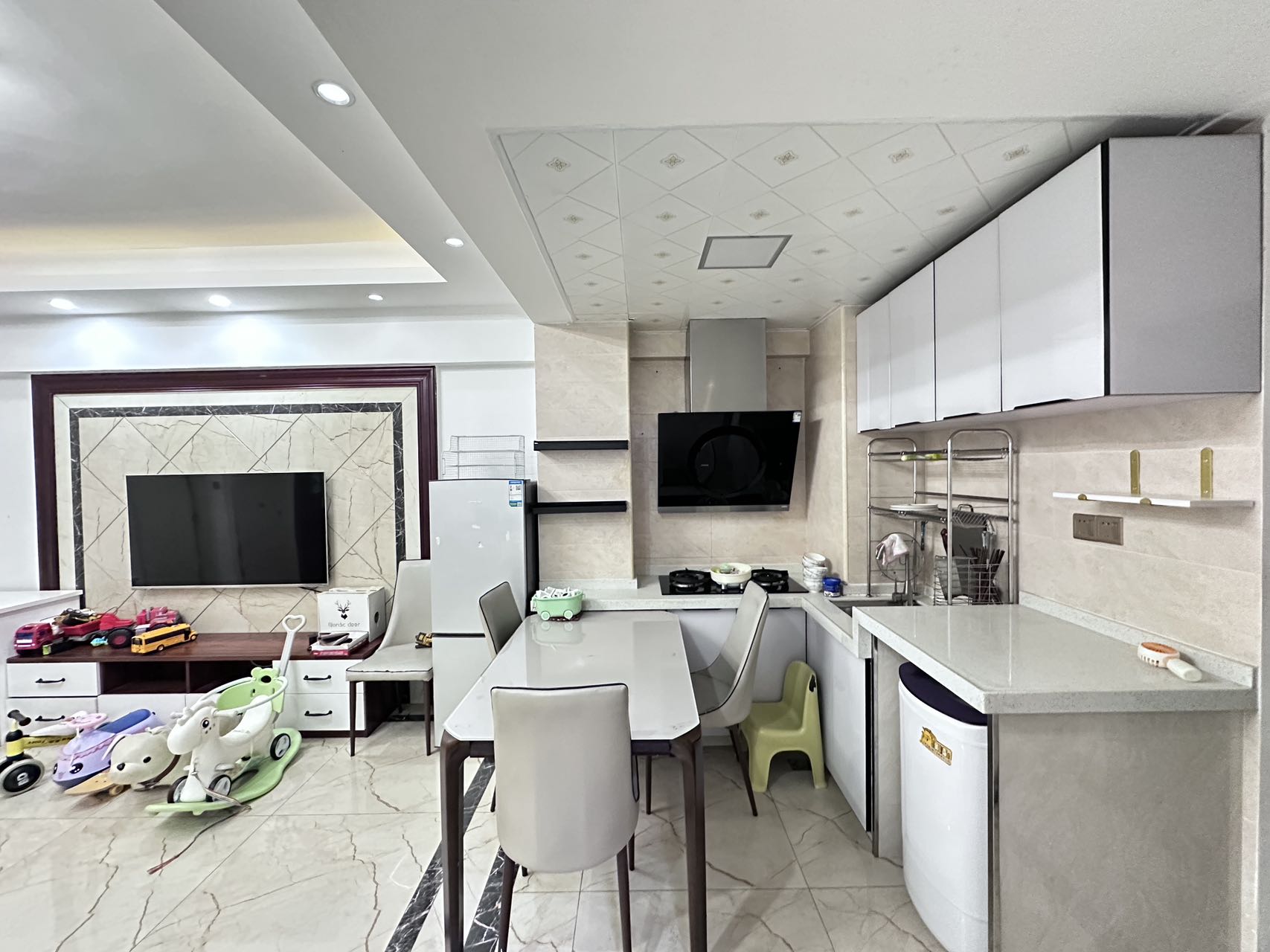 榕景苑 2室1厅1卫 65.0万 榕景苑 2室1厅1卫 65.0万室内图