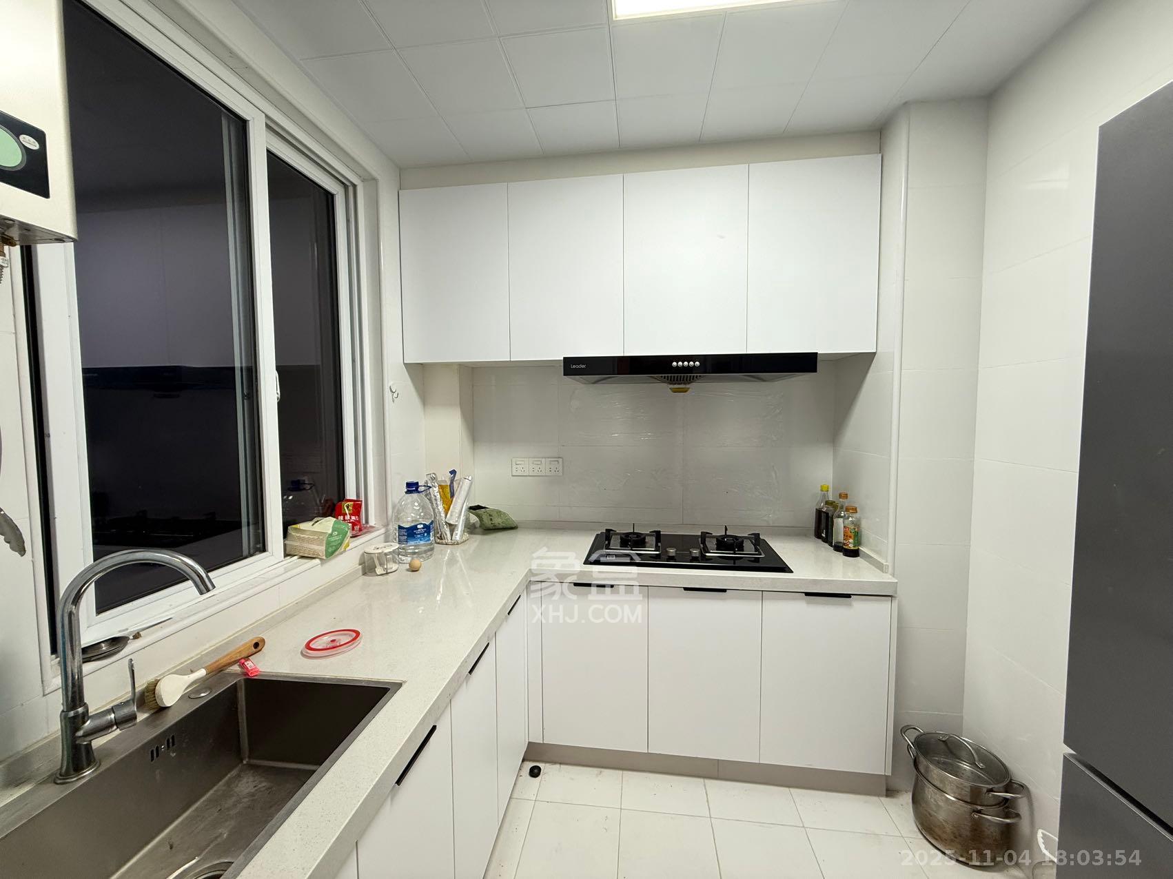 中城苑 2室1厅1卫 2300.0元/月 中城苑 2室1厅1卫 2300.0元/月室内图