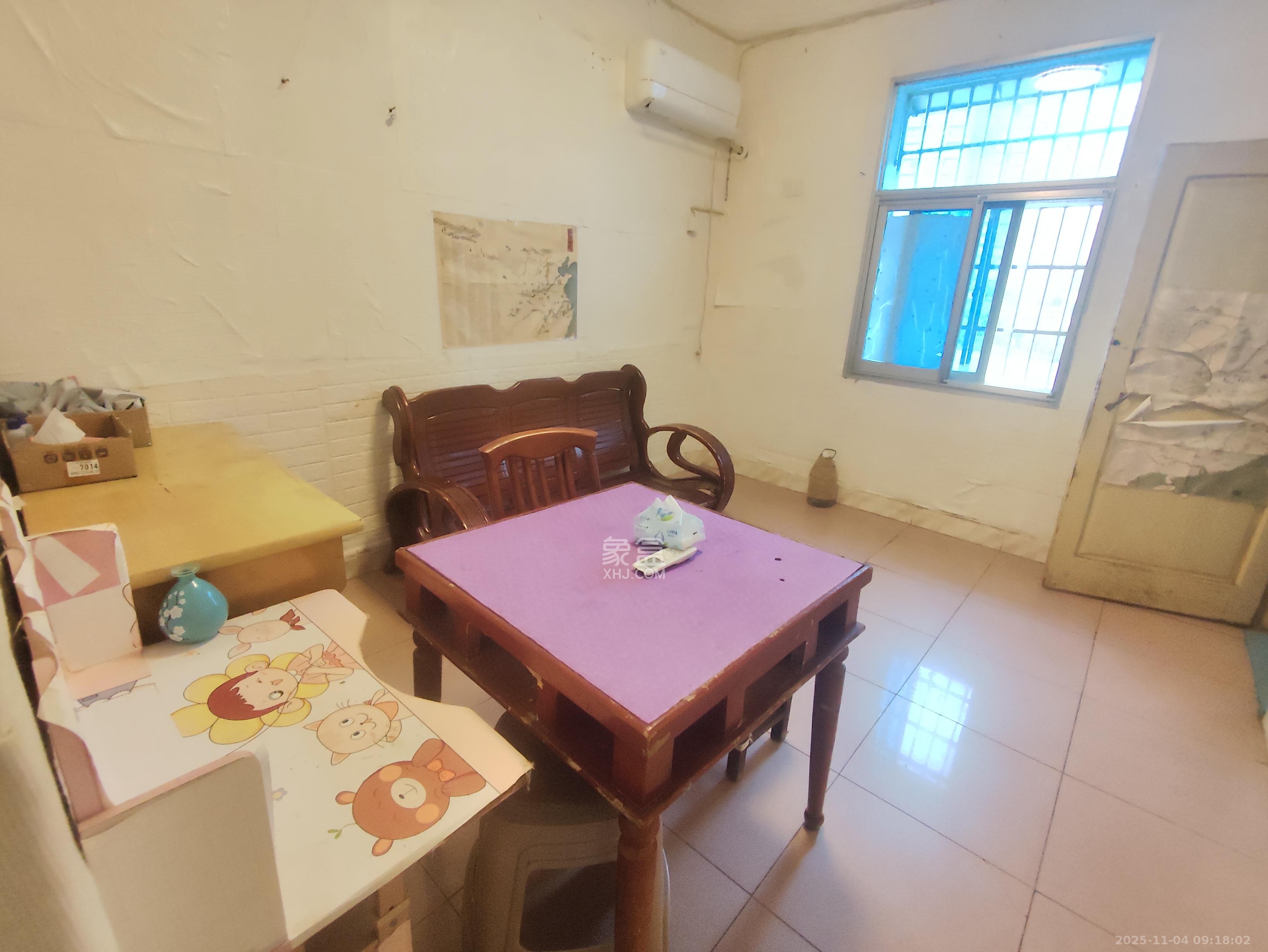 稻谷仓散盘  1室1厅1卫    1350.0元/月室内图1