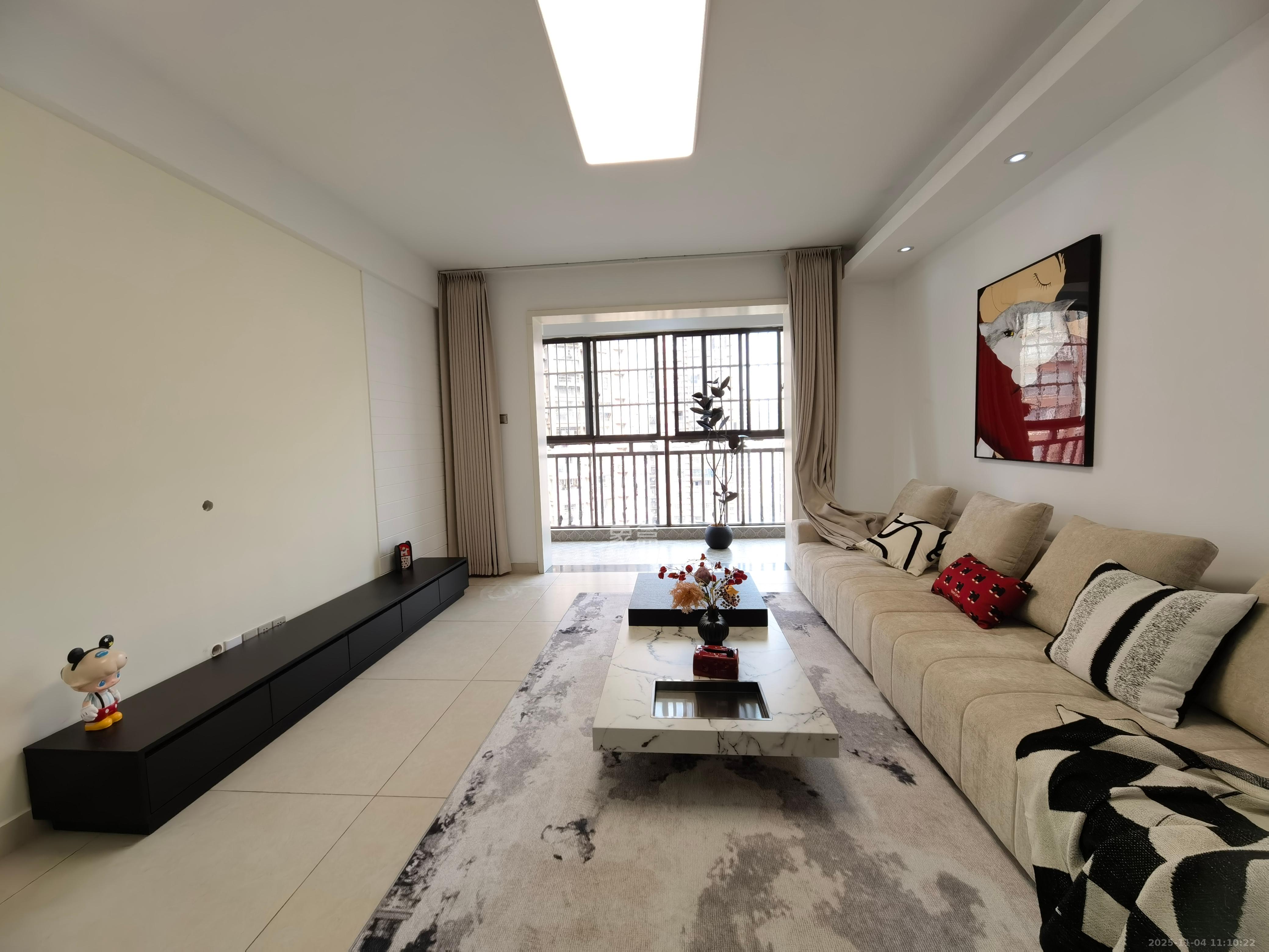 方略潇邦  4室2厅2卫    61.8万