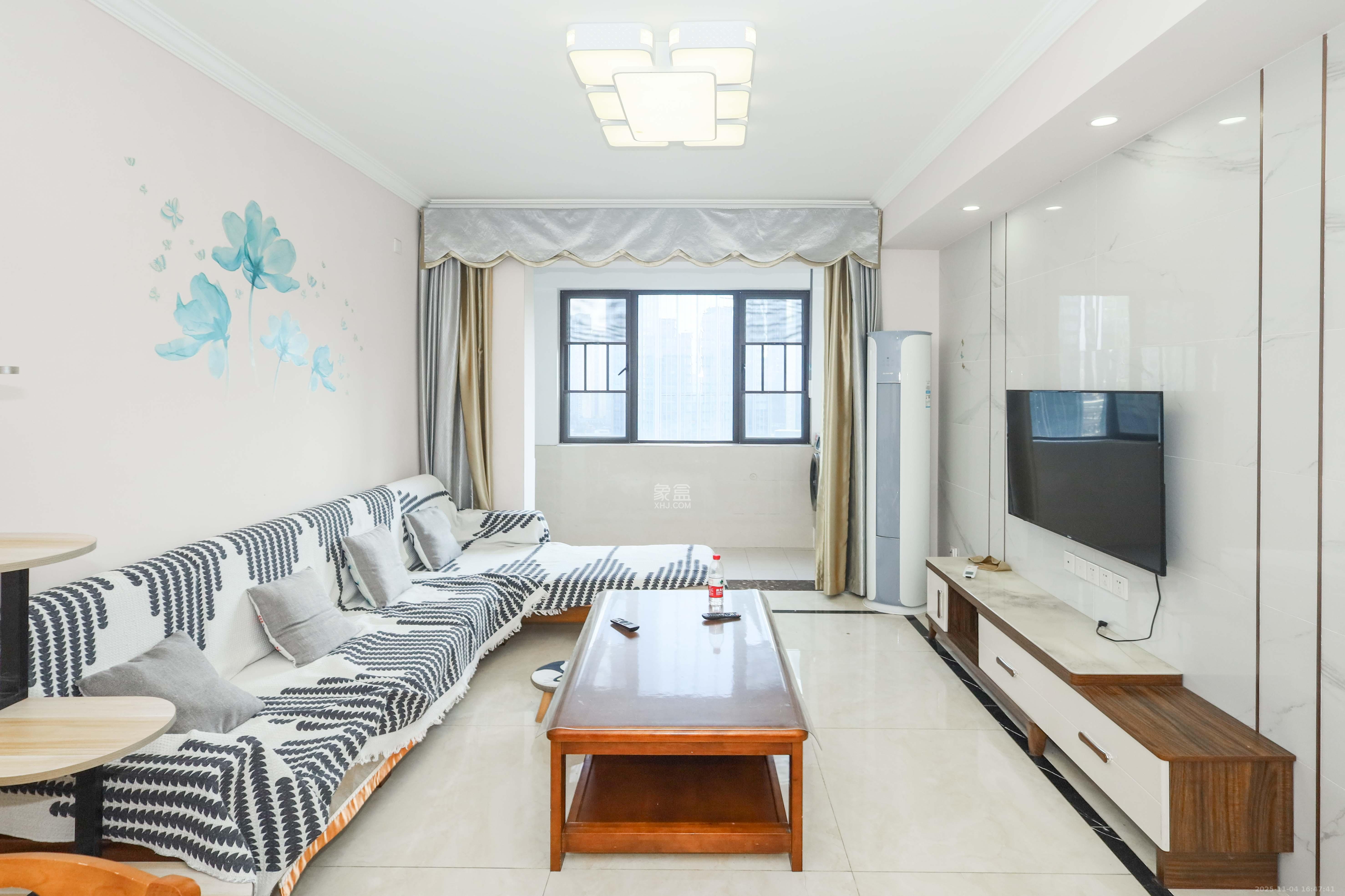 中国铁建梅溪青秀二期 3室2厅2卫 2360.0元/月 中国铁建梅溪青秀二期 3室2厅2卫 2360.0元/月室内图