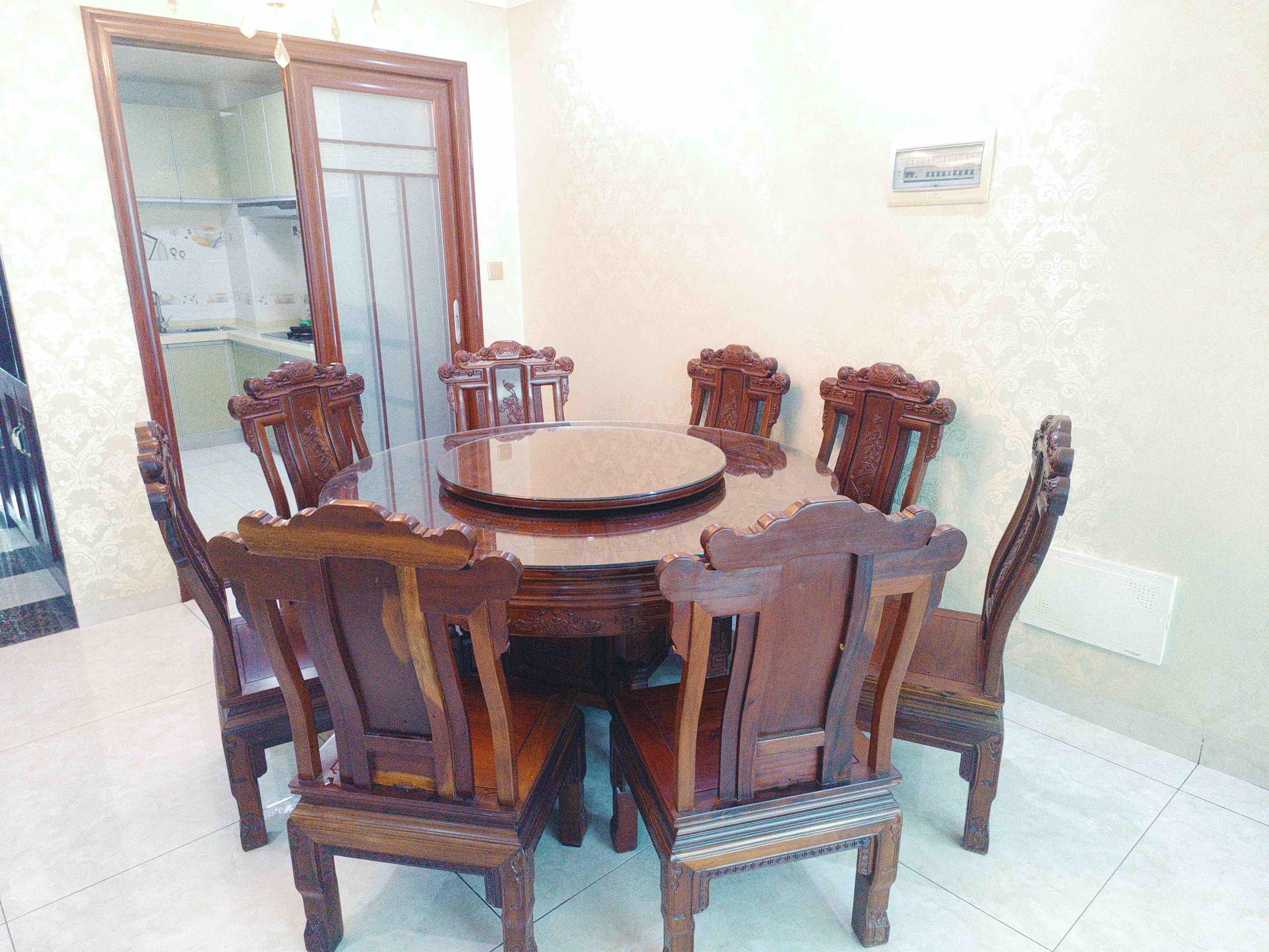 西子莲花  3室3厅2卫    2500.0元/月室内图