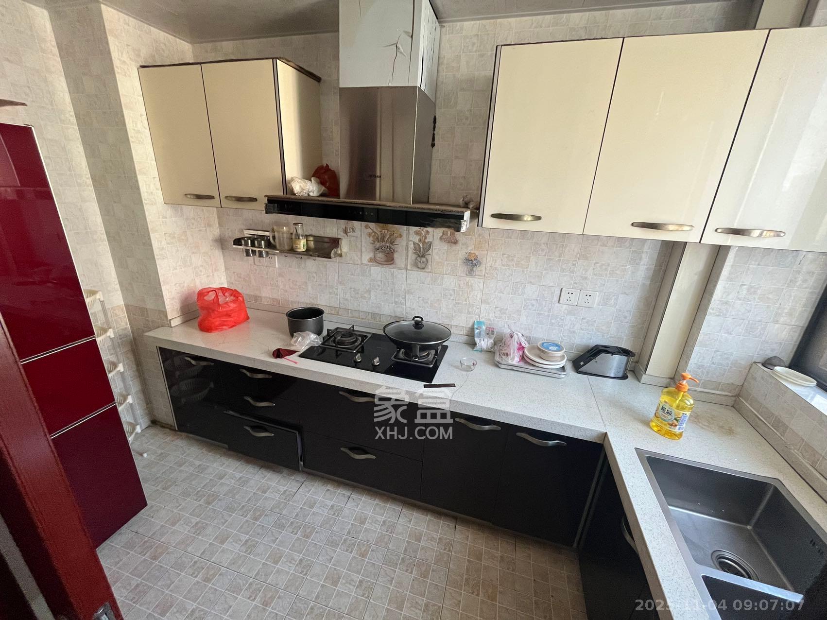 乾城（兴旺乾城）  4室2厅2卫    3000.0元/月室内图