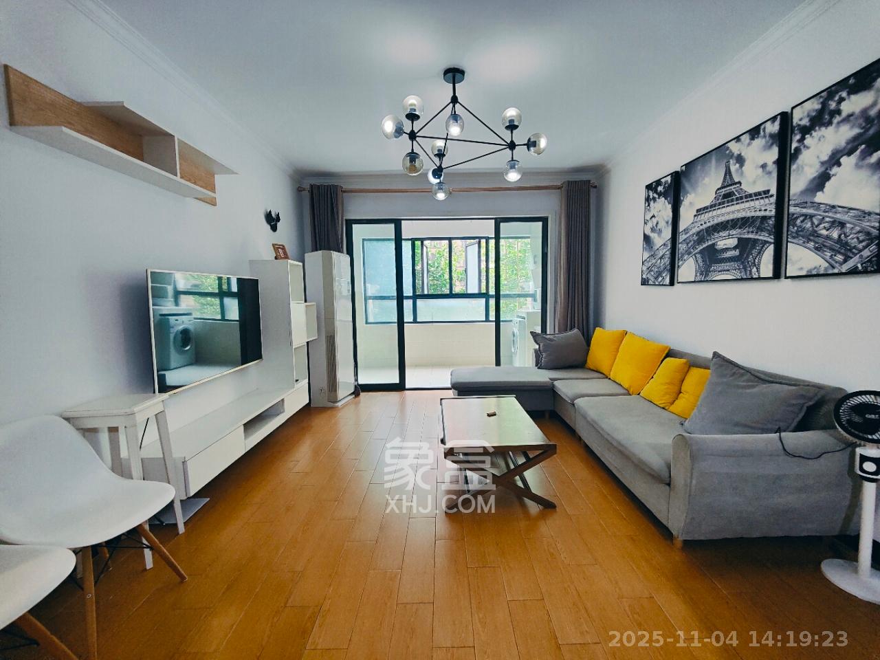 中建芙蓉嘉苑  3室2厅2卫    2000.0元/月室内图