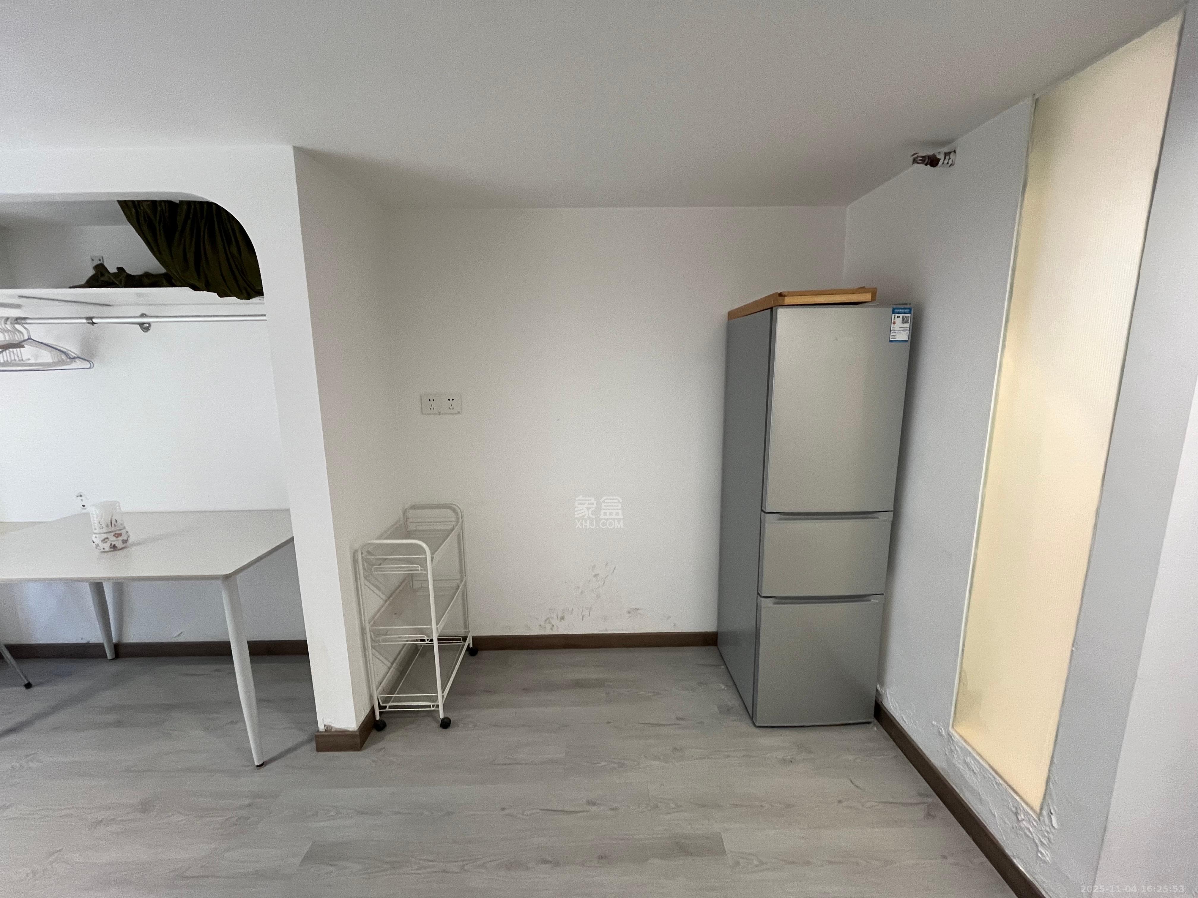 时代MOMA云PARK  1室1厅1卫    1500.0元/月室内图