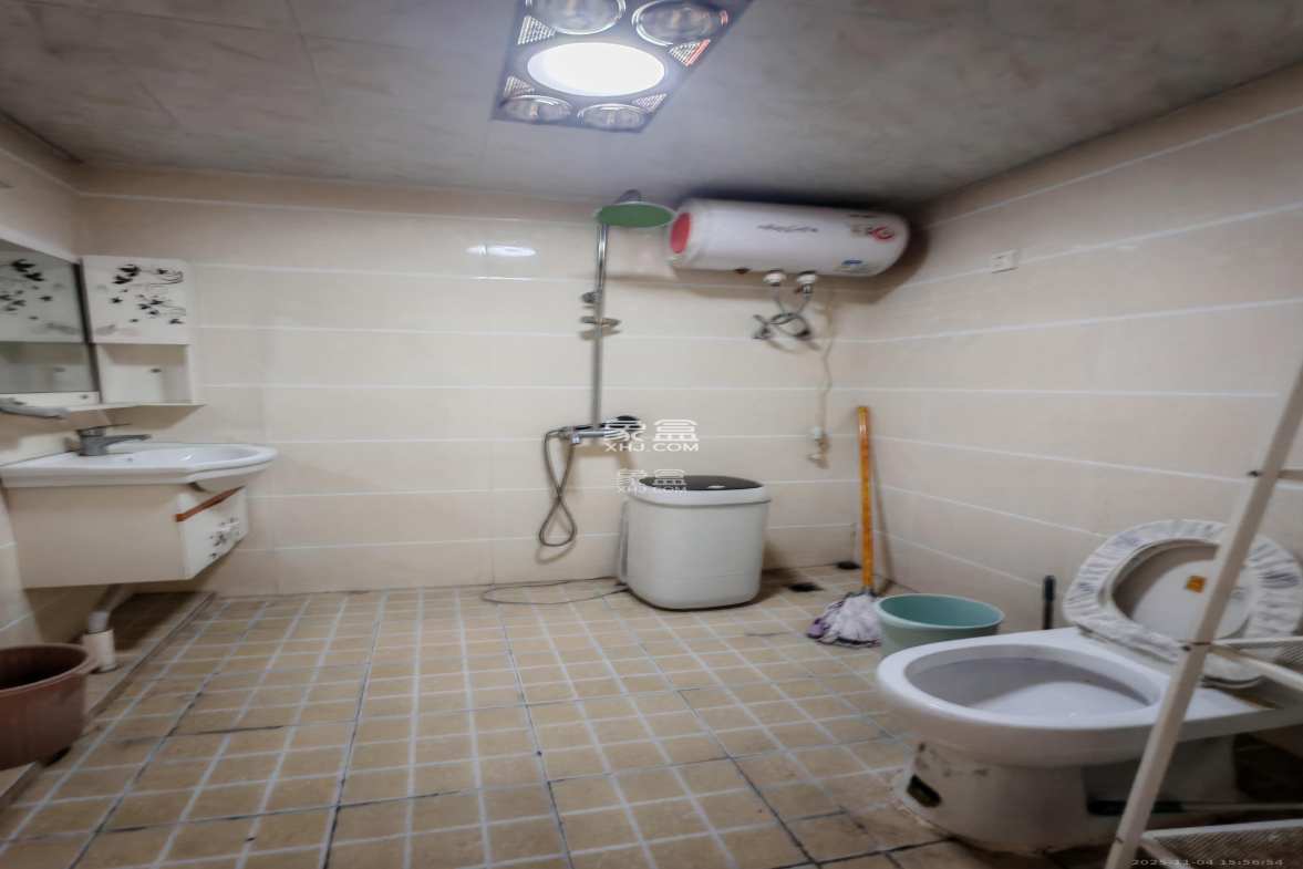 奥克斯广场 1室1厅1卫 1600.0元/月 奥克斯广场 1室1厅1卫 1600.0元/月室内图