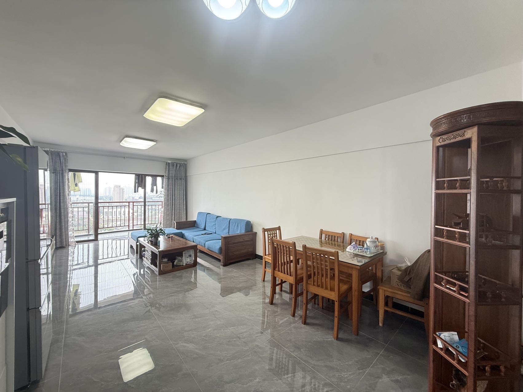 九九华府(一期) 1室0厅0卫 109.0万 九九华府(一期) 1室0厅0卫 109.0万客厅