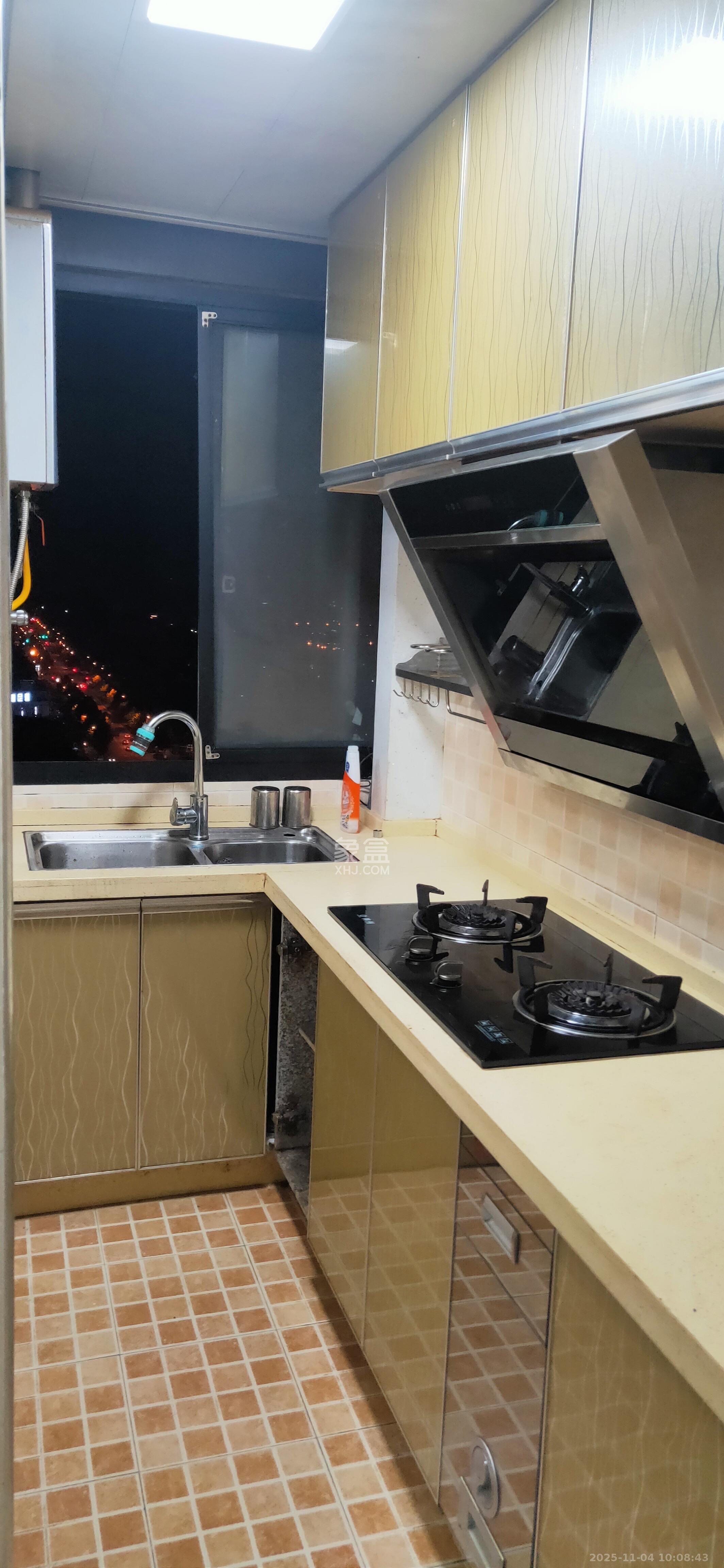 深业睿城 1室1厅1卫 1600.0元/月 深业睿城 1室1厅1卫 1600.0元/月室内图