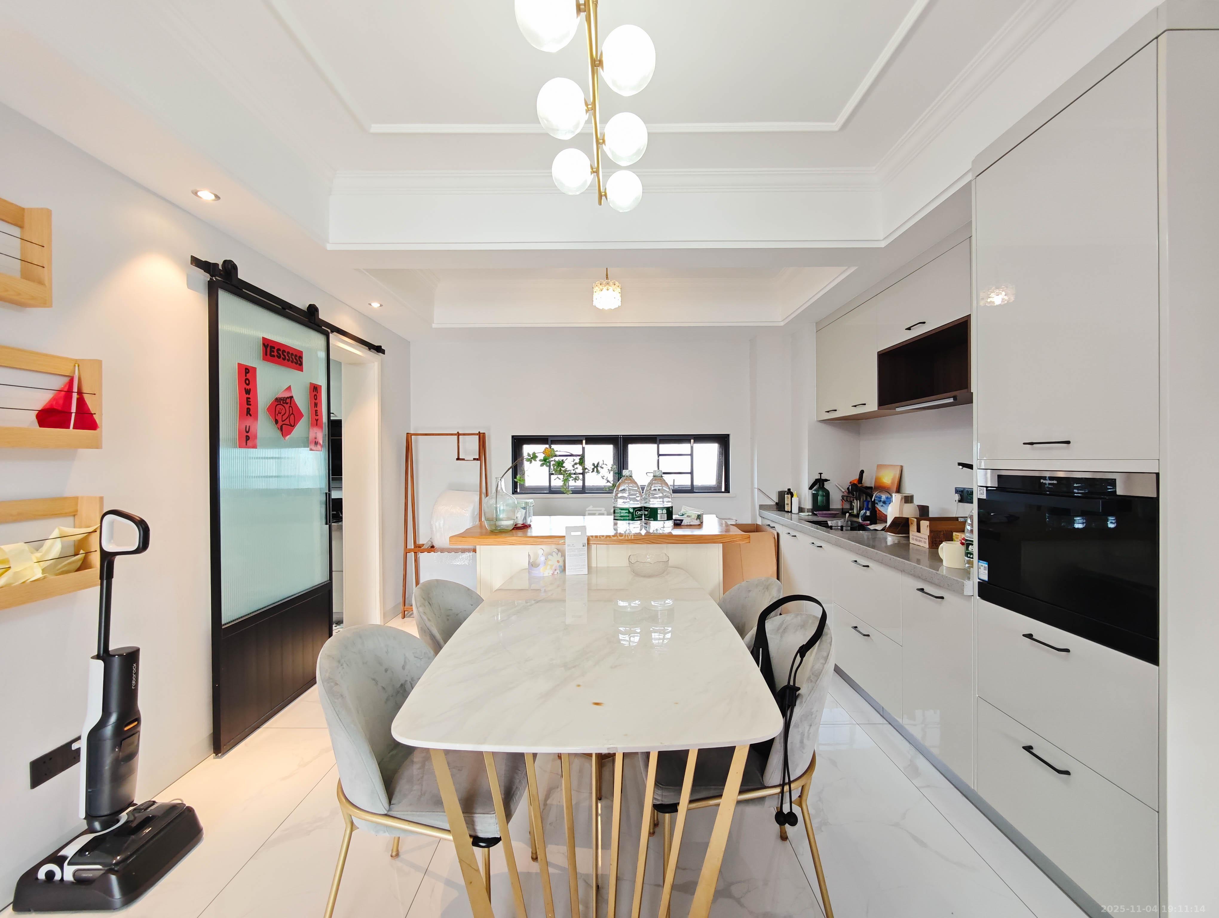 保利城(中航城国际社区、郡原美村) 4室2厅2卫 160.0万 保利城(中航城国际社区、郡原美村) 4室2厅2卫 160.0万其他