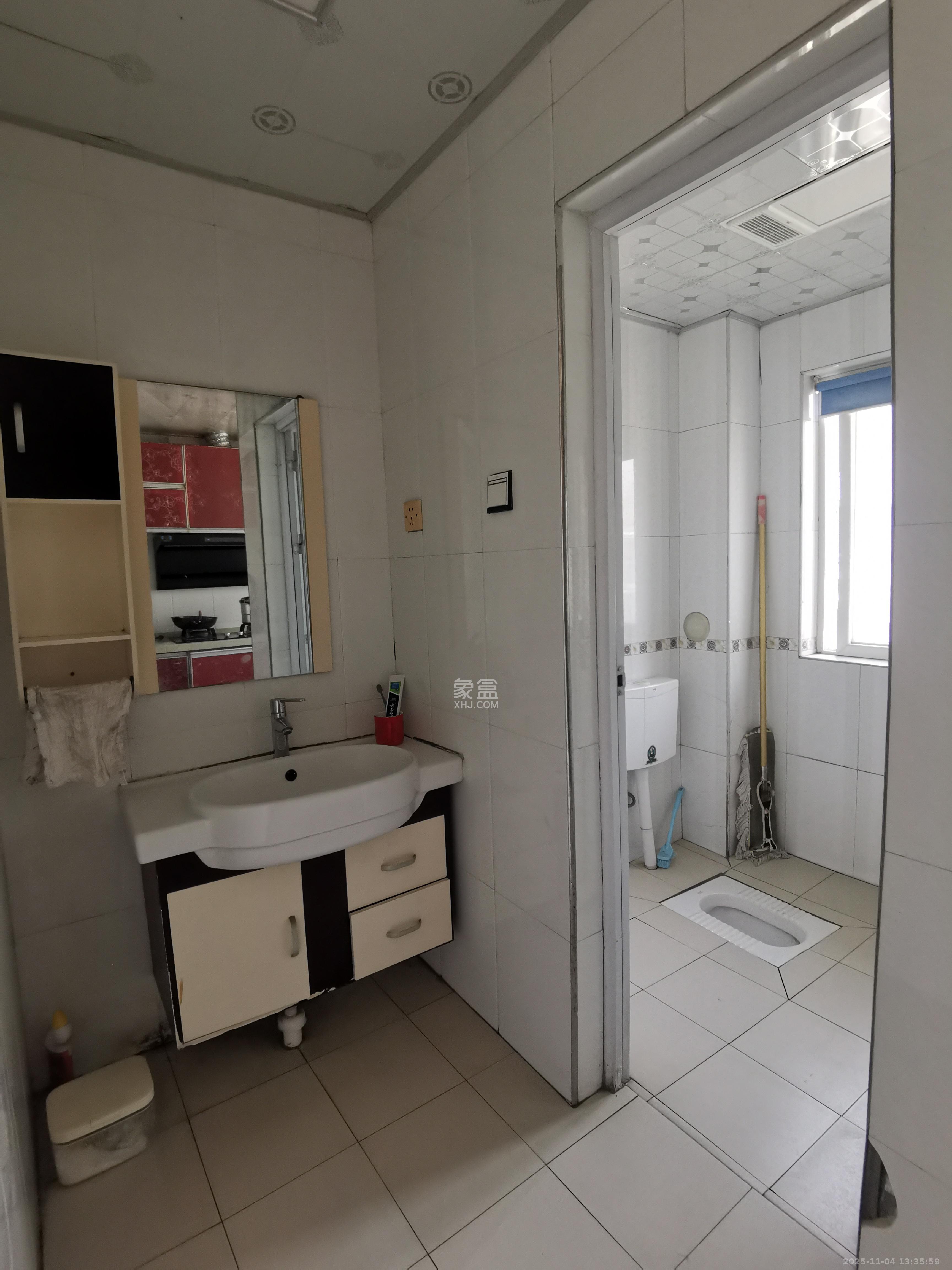 星城国际 3室2厅2卫 1800.0元/月 星城国际 3室2厅2卫 1800.0元/月室内图