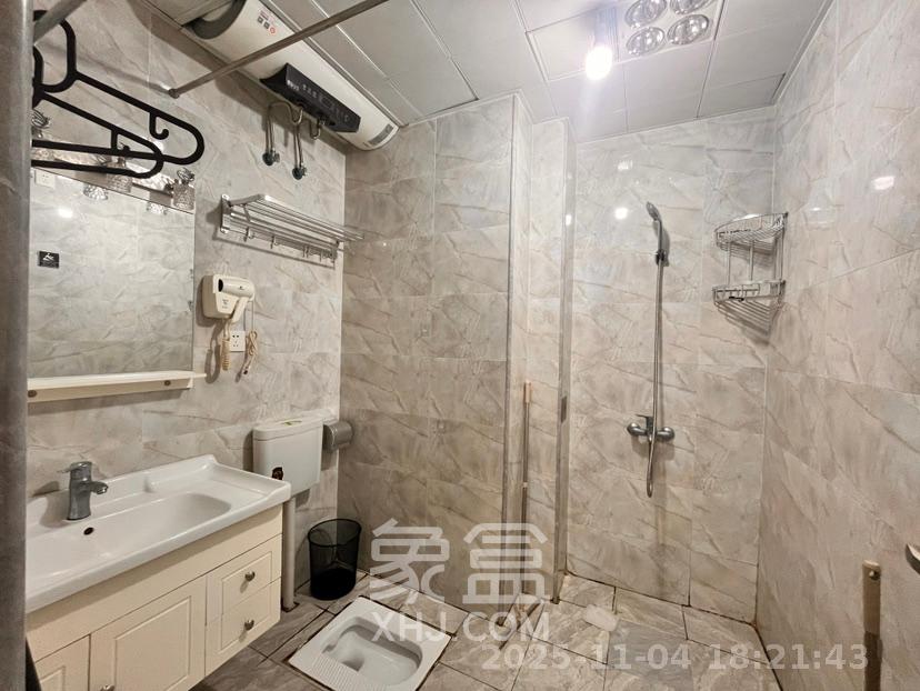 荣悦台 1室1厅1卫 2500.0元/月 荣悦台 1室1厅1卫 2500.0元/月室内图