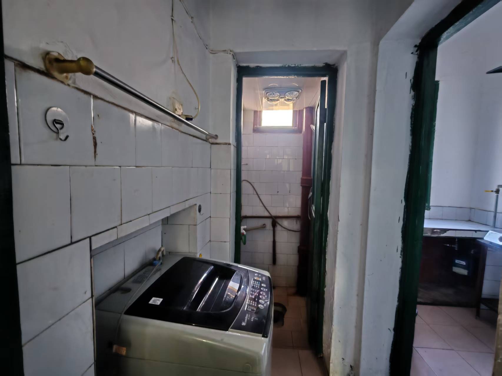 梓园社区(麻纺厂宿舍) 2室1厅1卫 400.0元/月 梓园社区(麻纺厂宿舍) 2室1厅1卫 400.0元/月室内图