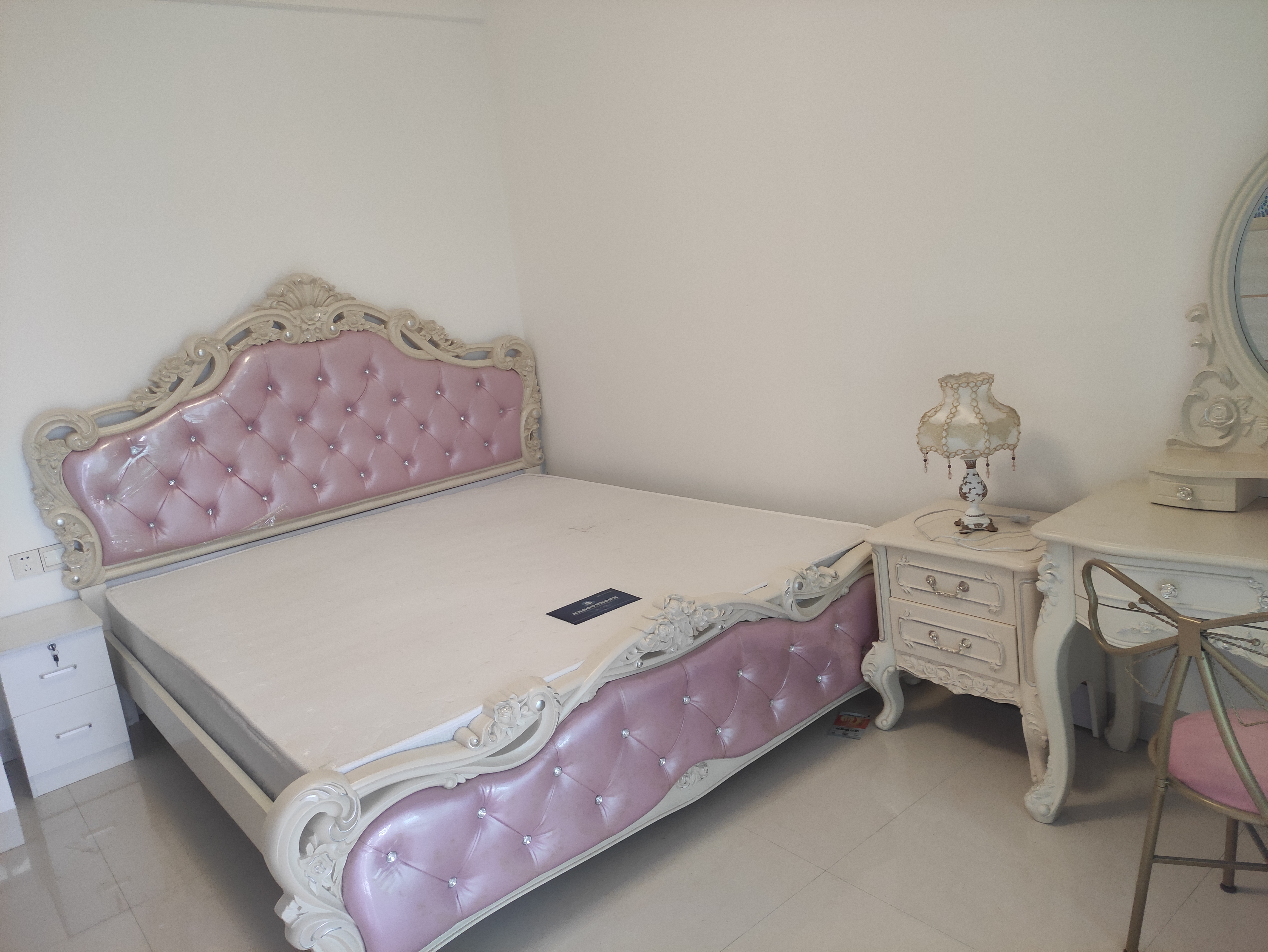 海岸豪庭 3室2厅1卫 2600.0元/月 海岸豪庭 3室2厅1卫 2600.0元/月室内图