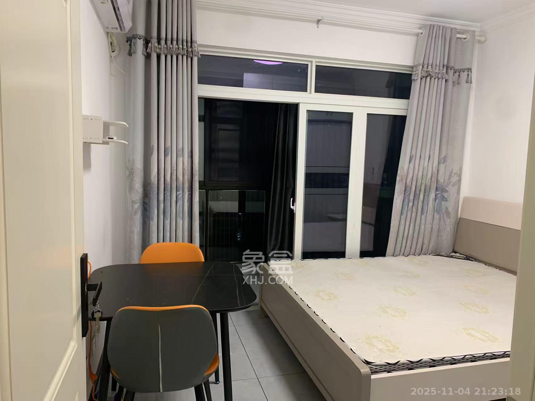 中城苑 3室2厅2卫 2300.0元/月 中城苑 3室2厅2卫 2300.0元/月室内图