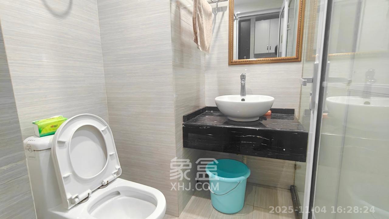 梅溪国际公寓（步步高新天地）  1室1厅1卫    1600.0元/月室内图