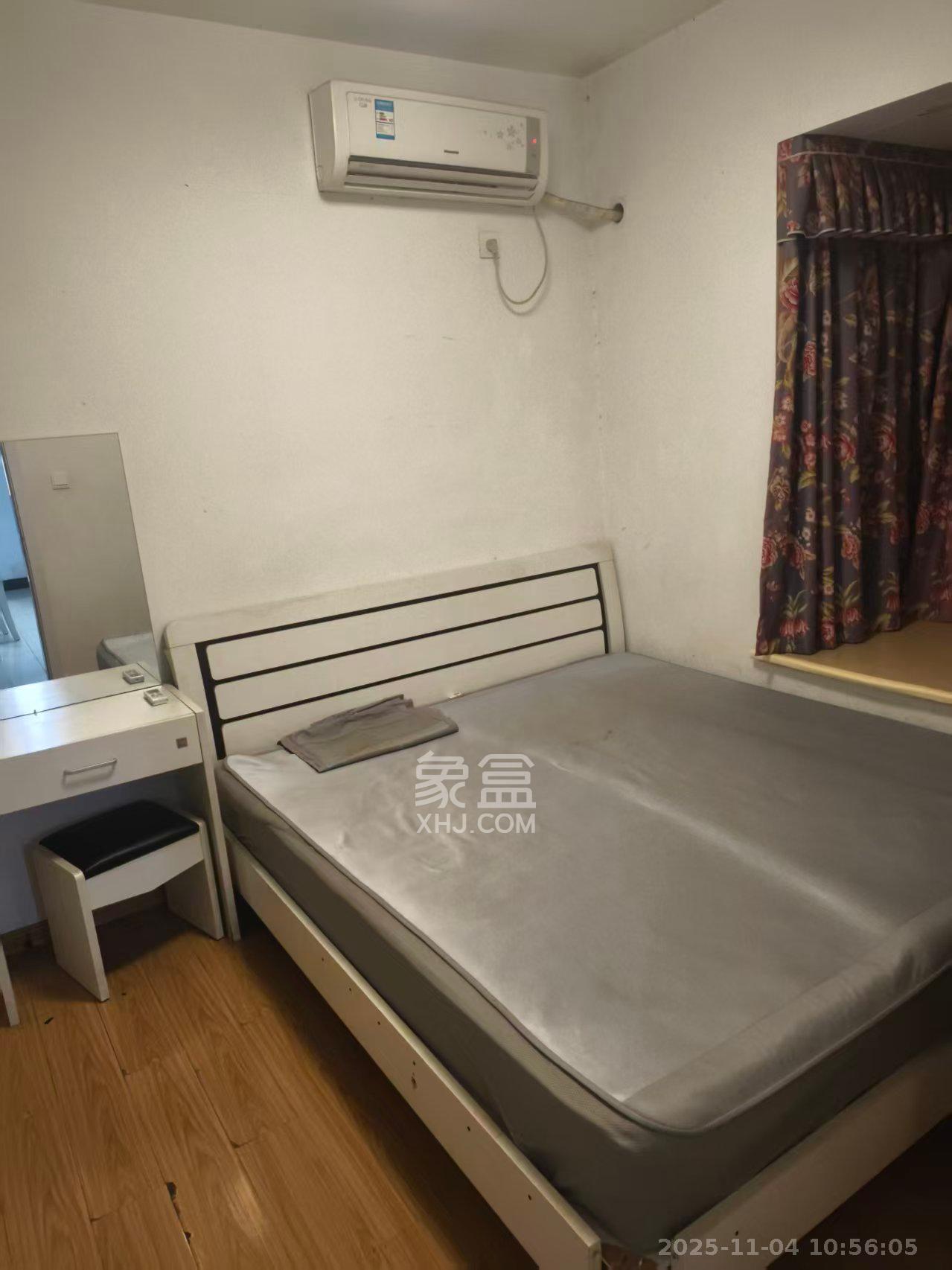 保利麓谷林语A区  2室2厅1卫    2300.0元/月室内图