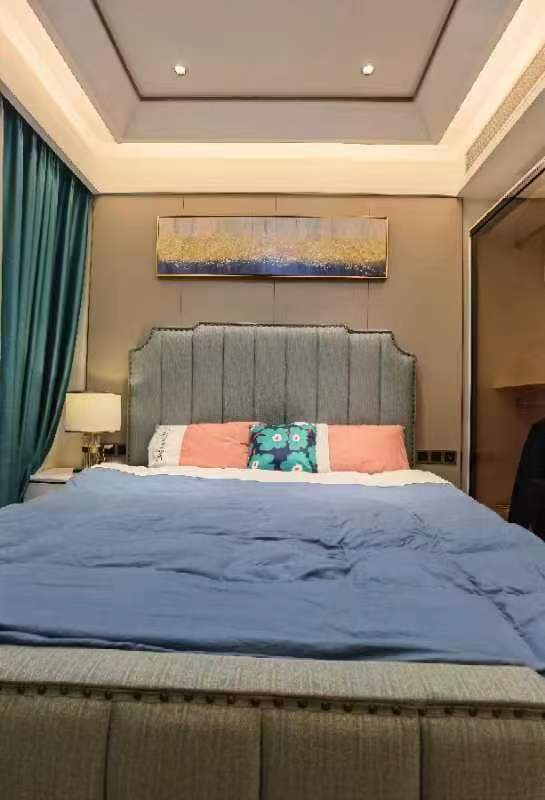 融创观澜湖公园壹号二期 2室1厅1卫 120.0万 融创观澜湖公园壹号二期 2室1厅1卫 120.0万卧室