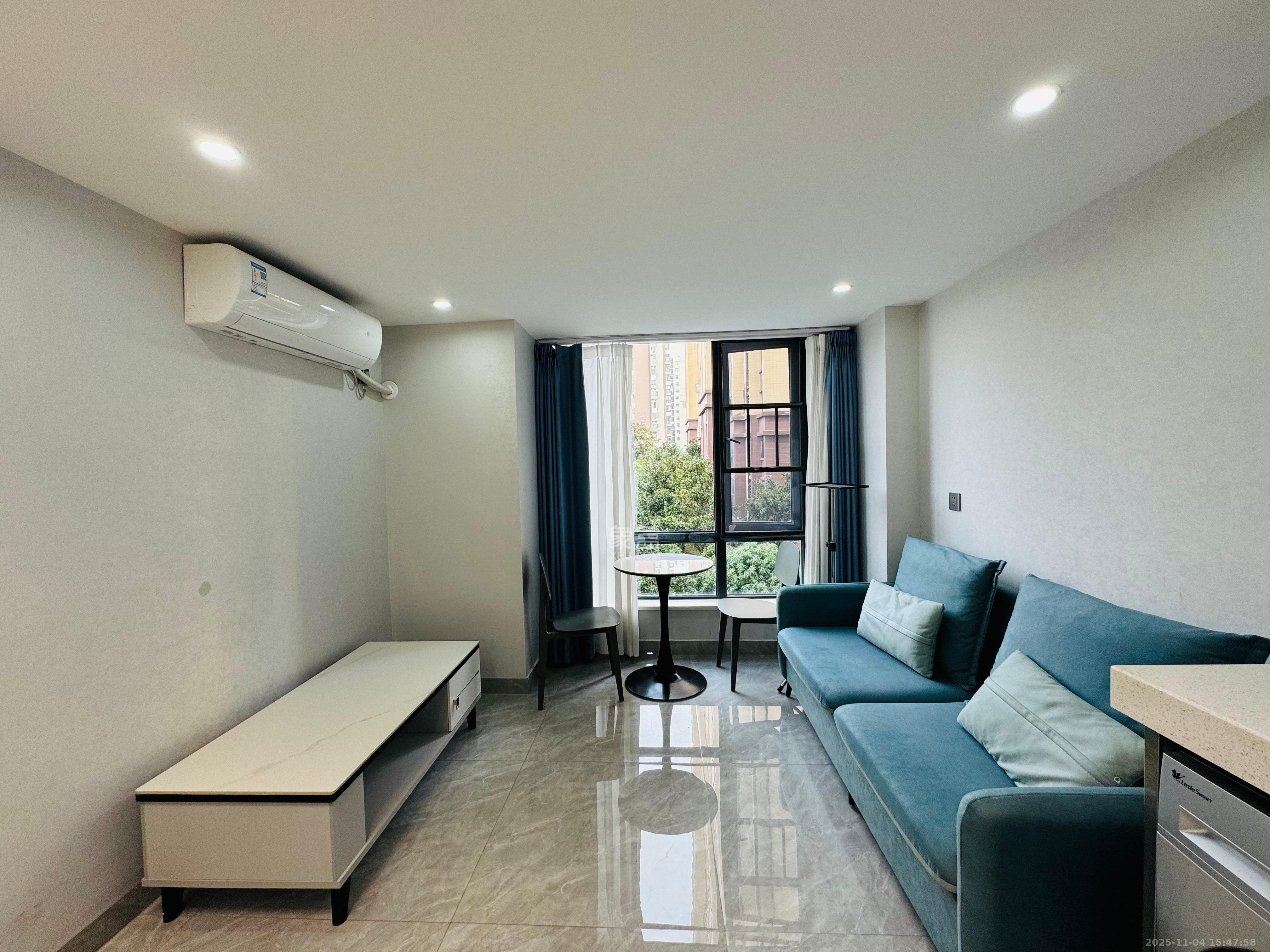 碧桂园城市之光  2室1厅1卫    2400.0元/月