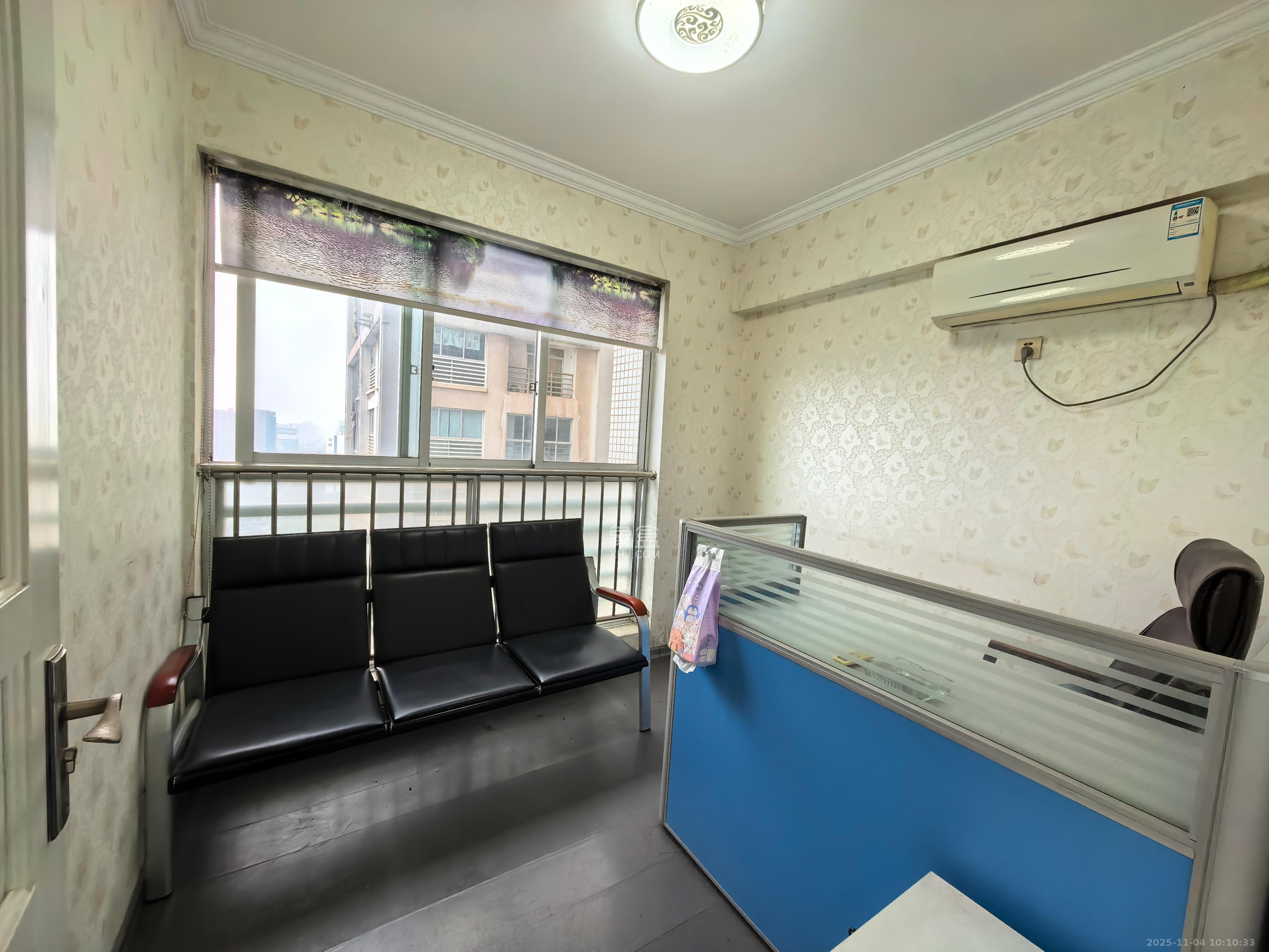 华菱新城地标 3室2厅1卫 2000.0元/月 华菱新城地标 3室2厅1卫 2000.0元/月室内图