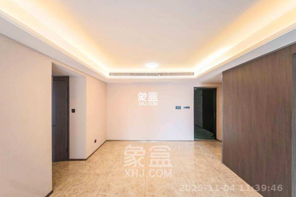 印湘江二(印江雅居) 3室2厅2卫 5500.0元/月 印湘江二(印江雅居) 3室2厅2卫 5500.0元/月室内图