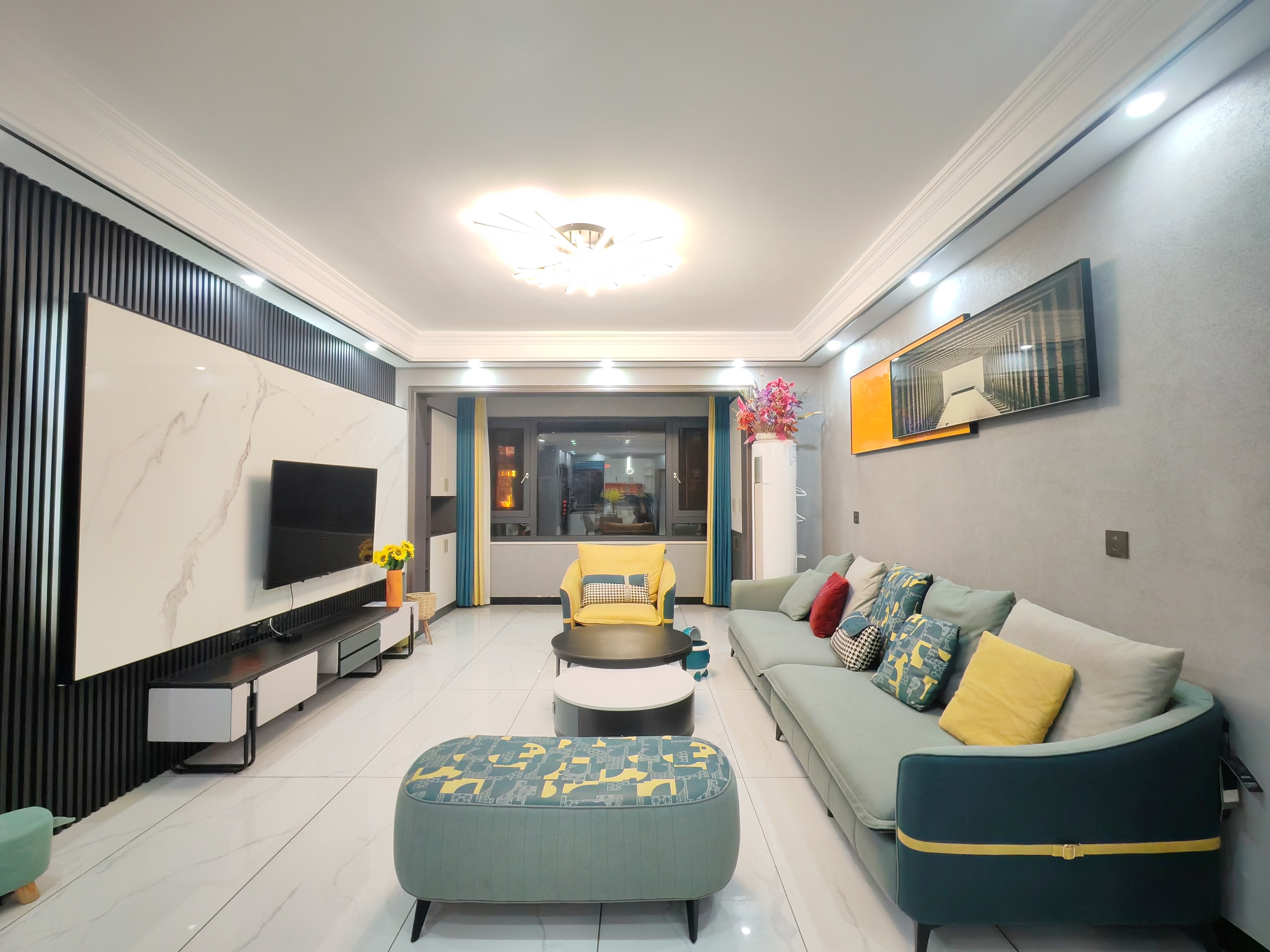 南城金座  3室2厅2卫    3000.0元/月室内图