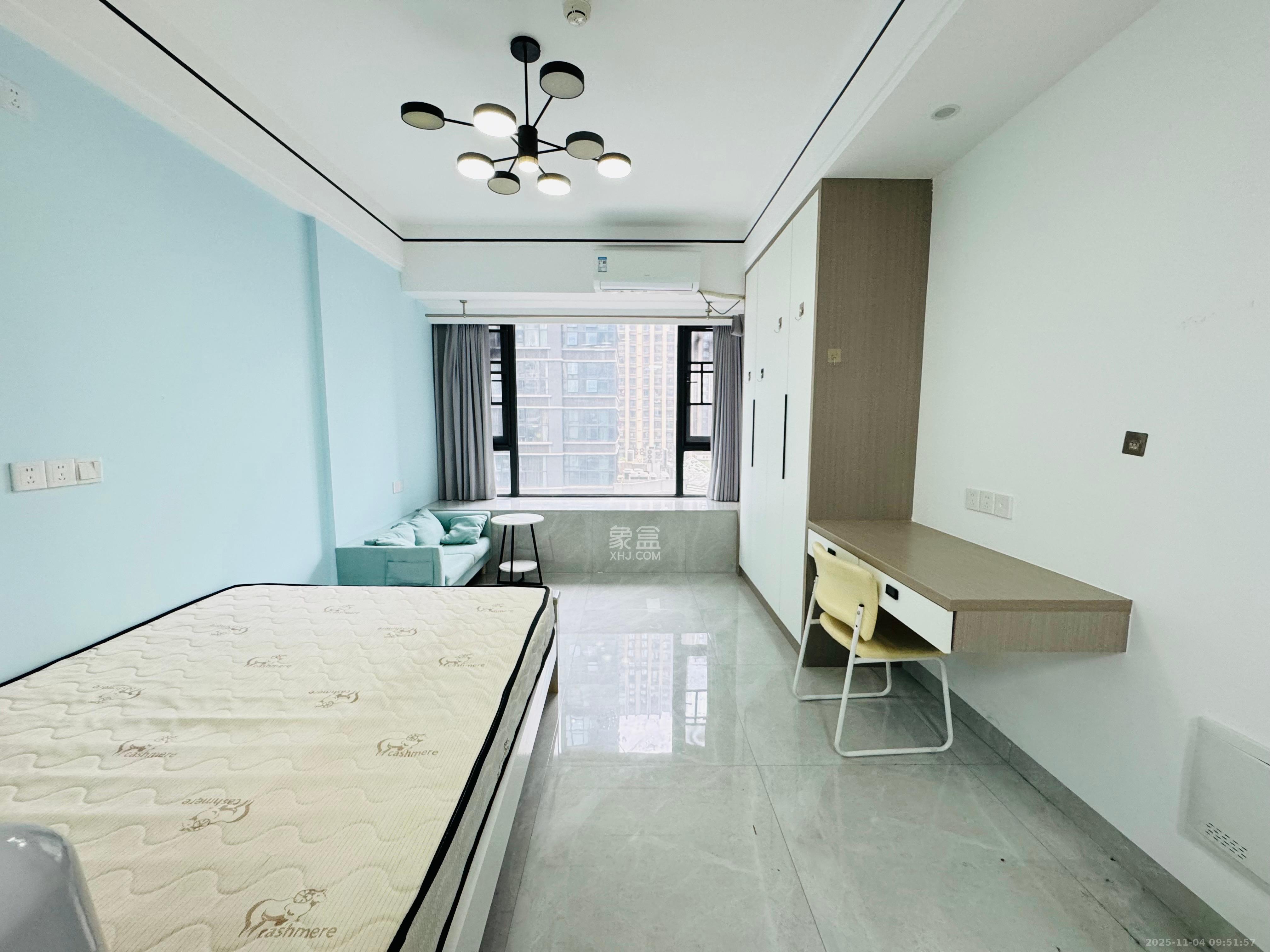 龙湖铂金岛 1室0厅1卫 1700.0元/月 龙湖铂金岛 1室0厅1卫 1700.0元/月室内图