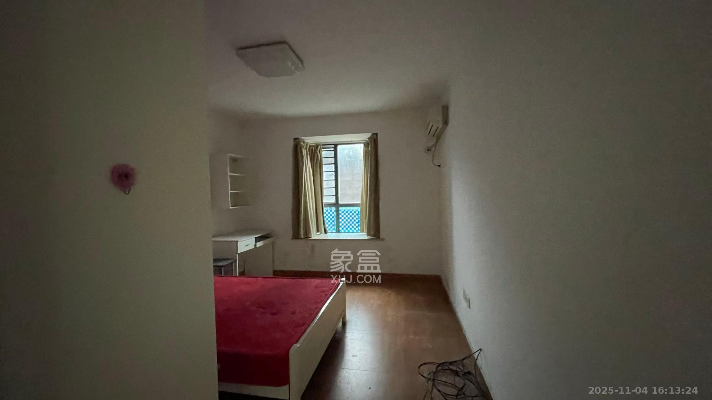 香雨一品  3室2厅1卫    1900.0元/月室内图