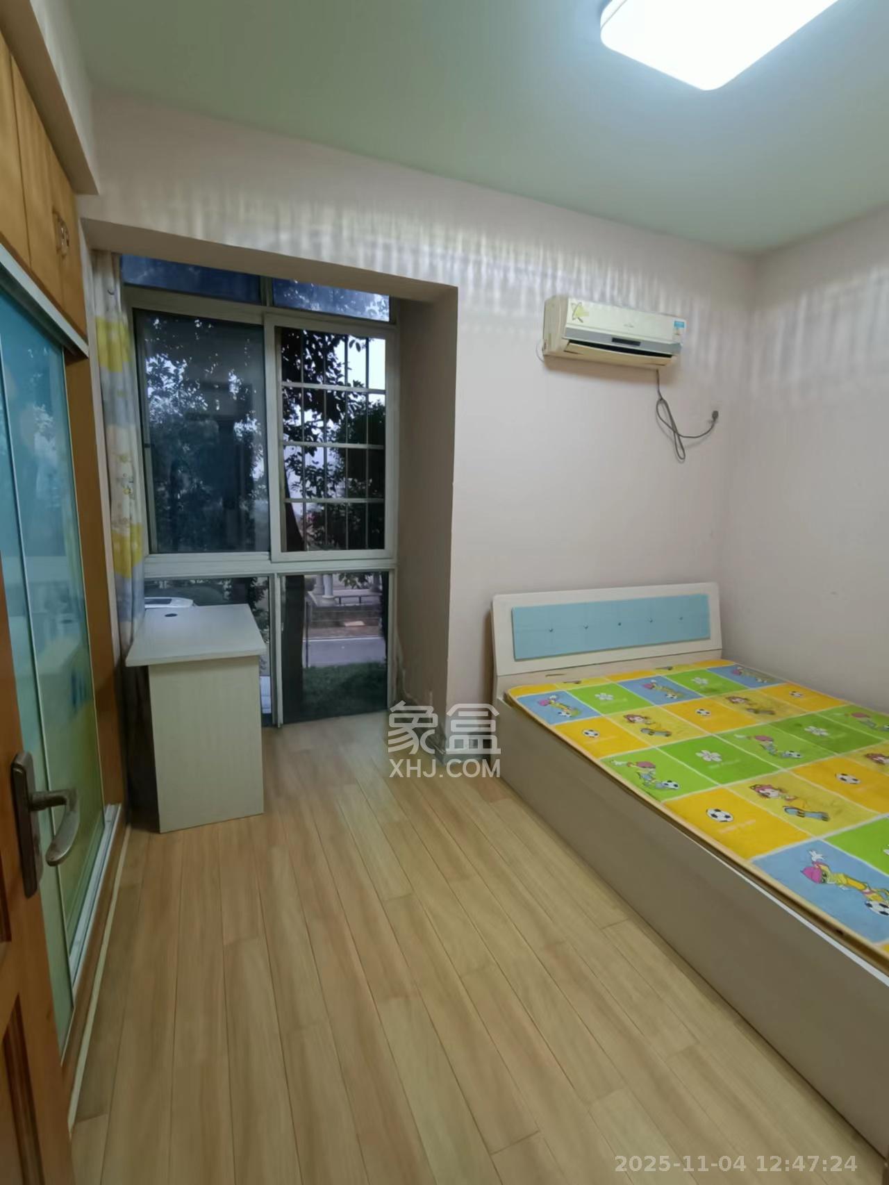 山语城一期  2室2厅1卫    1600.0元/月室内图