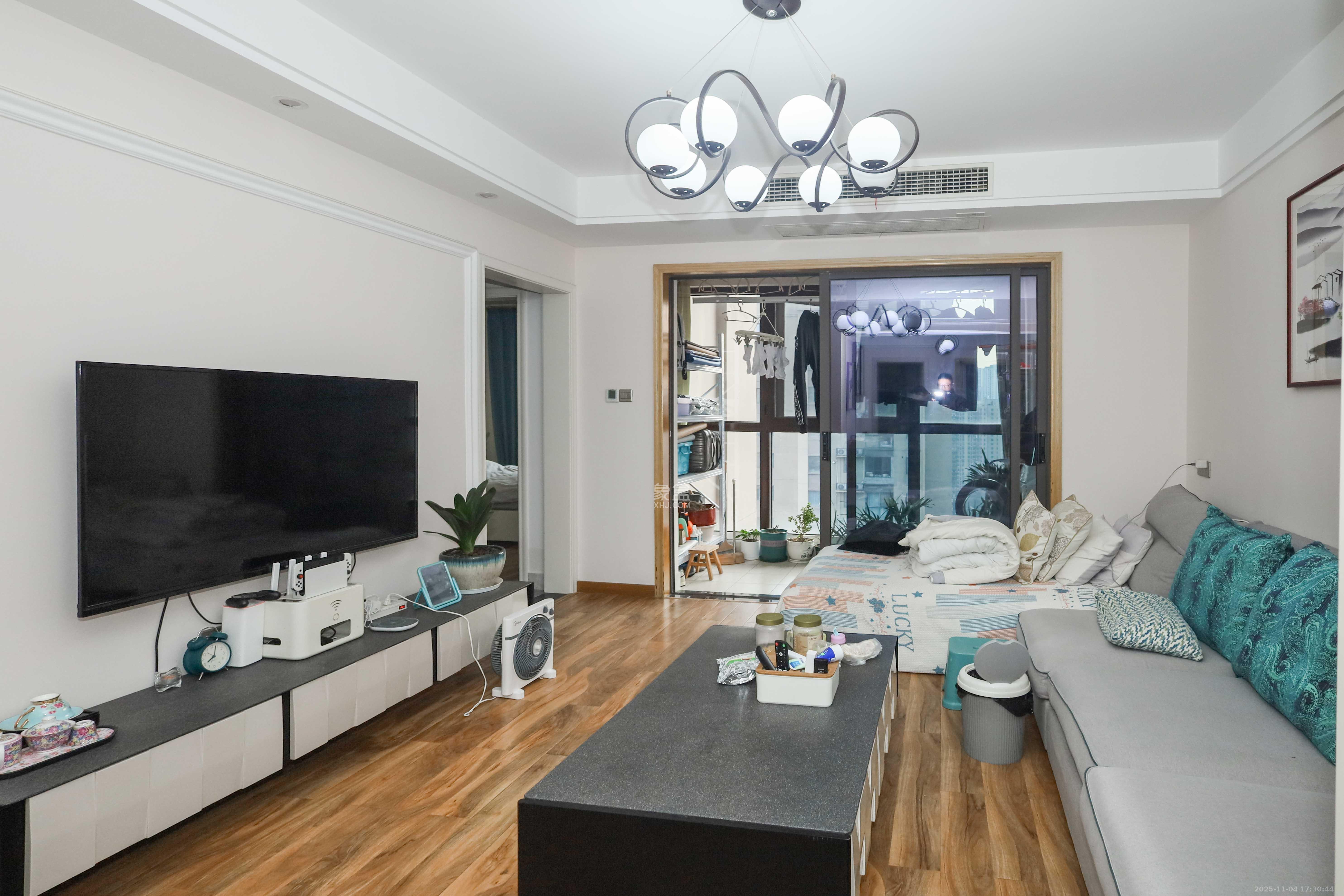 梅溪湖合能璞丽  3室2厅1卫    98.0万客厅