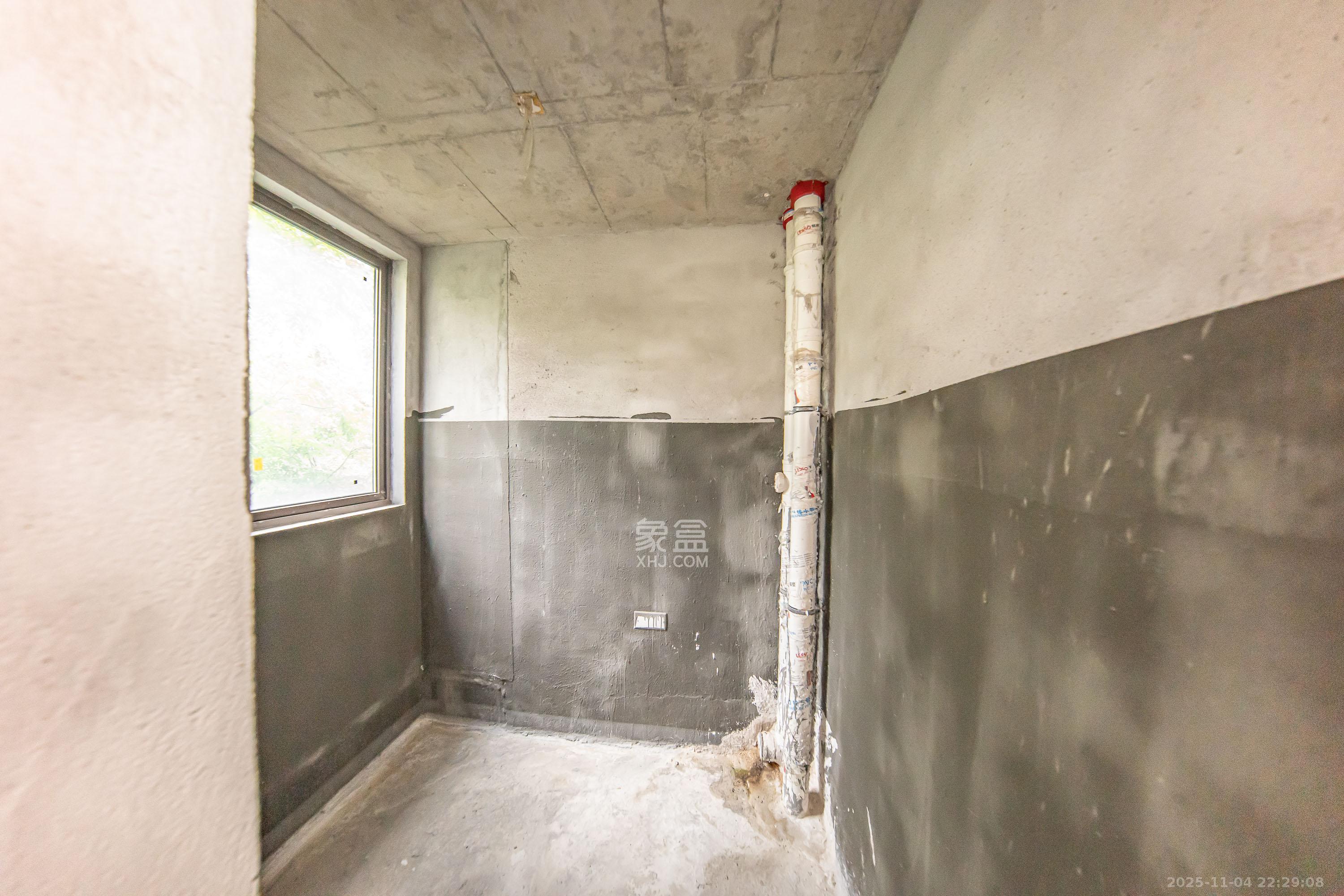 城发恒伟星雅韵(恒伟星辉苑) 4室2厅2卫 199.8万 城发恒伟星雅韵(恒伟星辉苑) 4室2厅2卫 199.8万卫生间