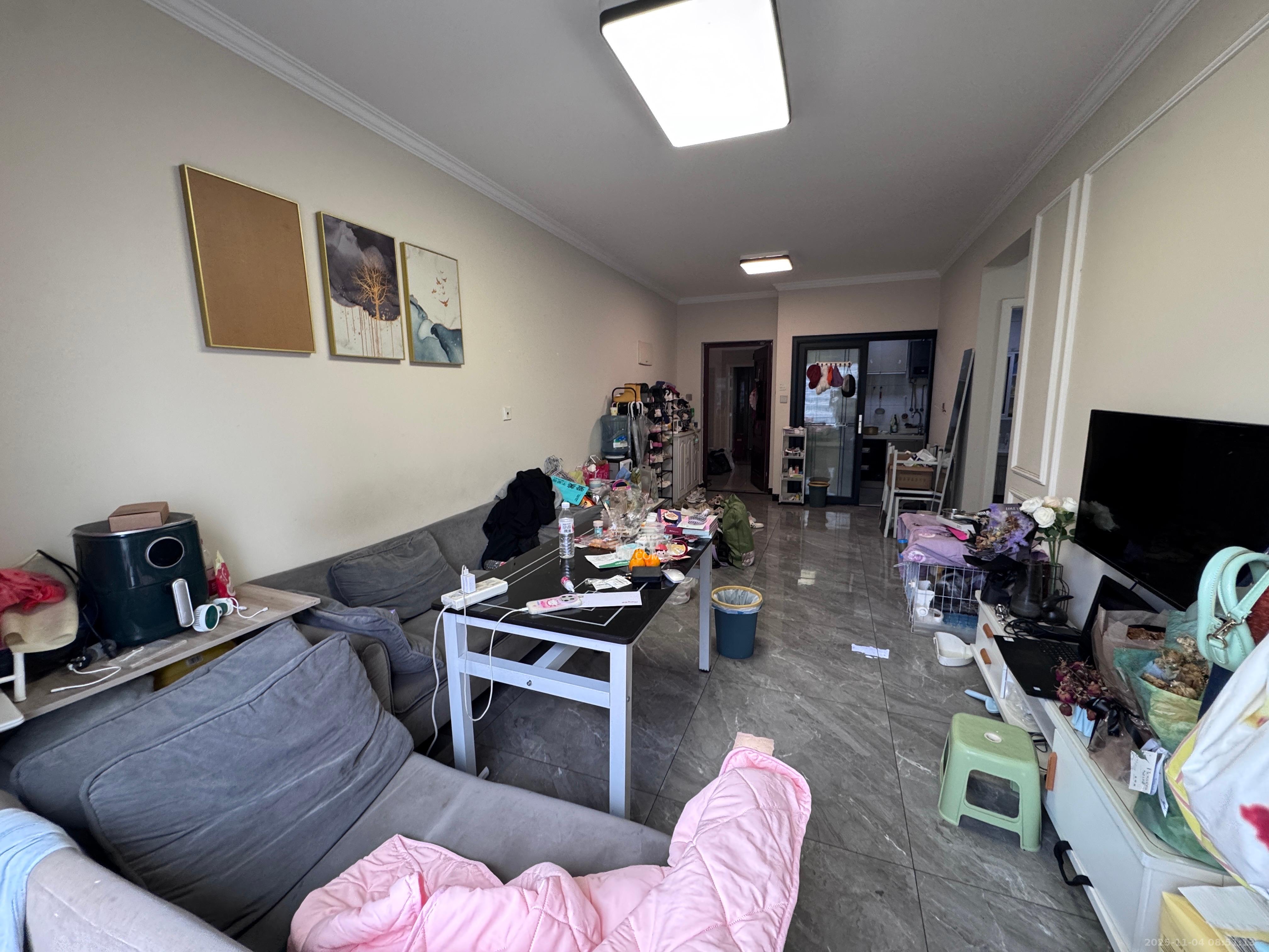 世茂铂翠湾四期(世茂悦享) 3室2厅1卫 2900.0元/月 世茂铂翠湾四期(世茂悦享) 3室2厅1卫 2900.0元/月室内图