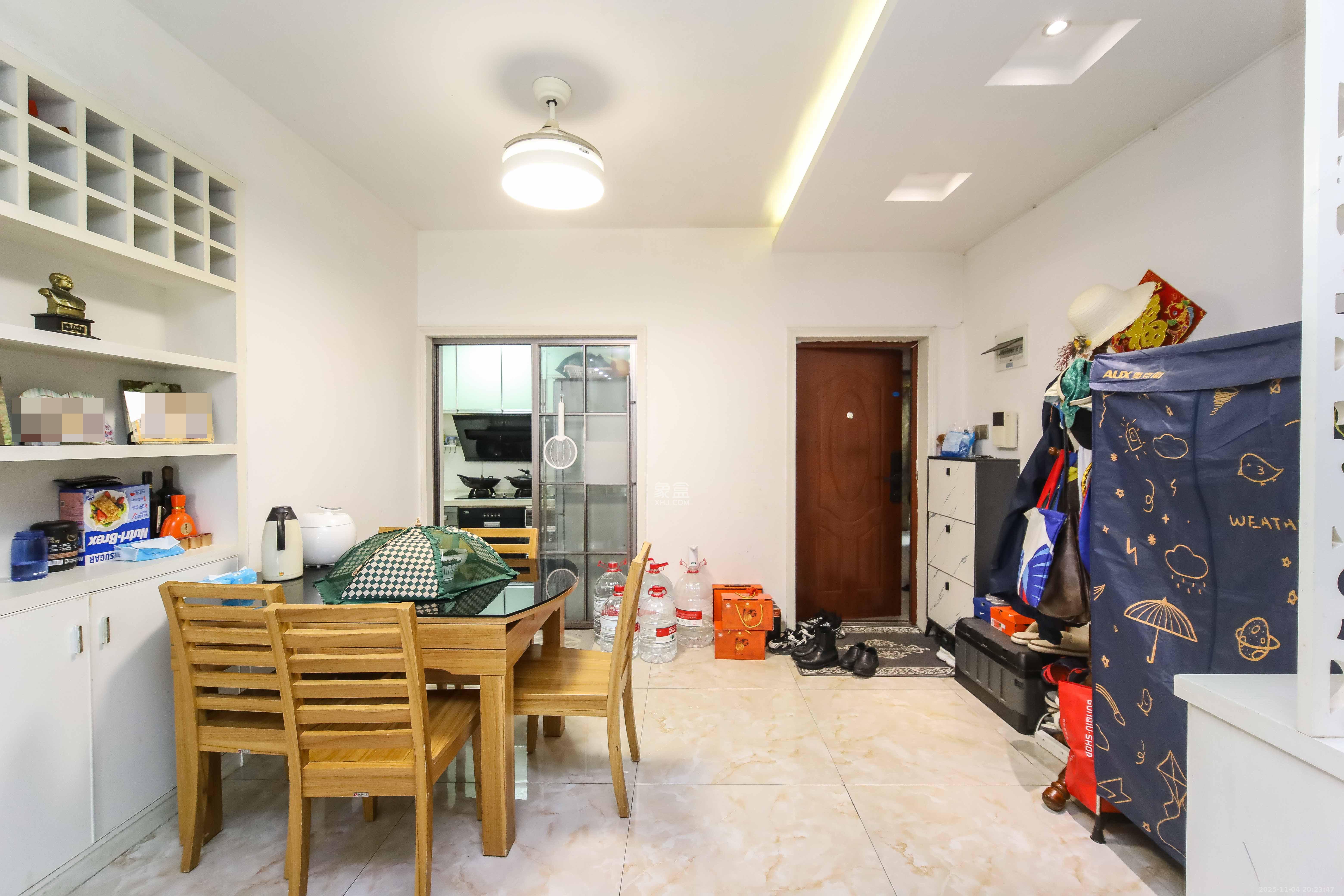 先锋东外滩 2室2厅1卫 69.0万 先锋东外滩 2室2厅1卫 69.0万客厅