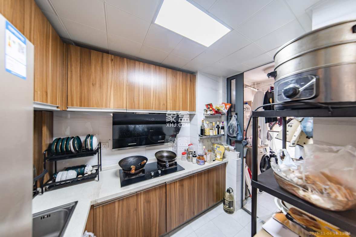 里约荟 3室2厅2卫 90.0万 里约荟 3室2厅2卫 90.0万厨房