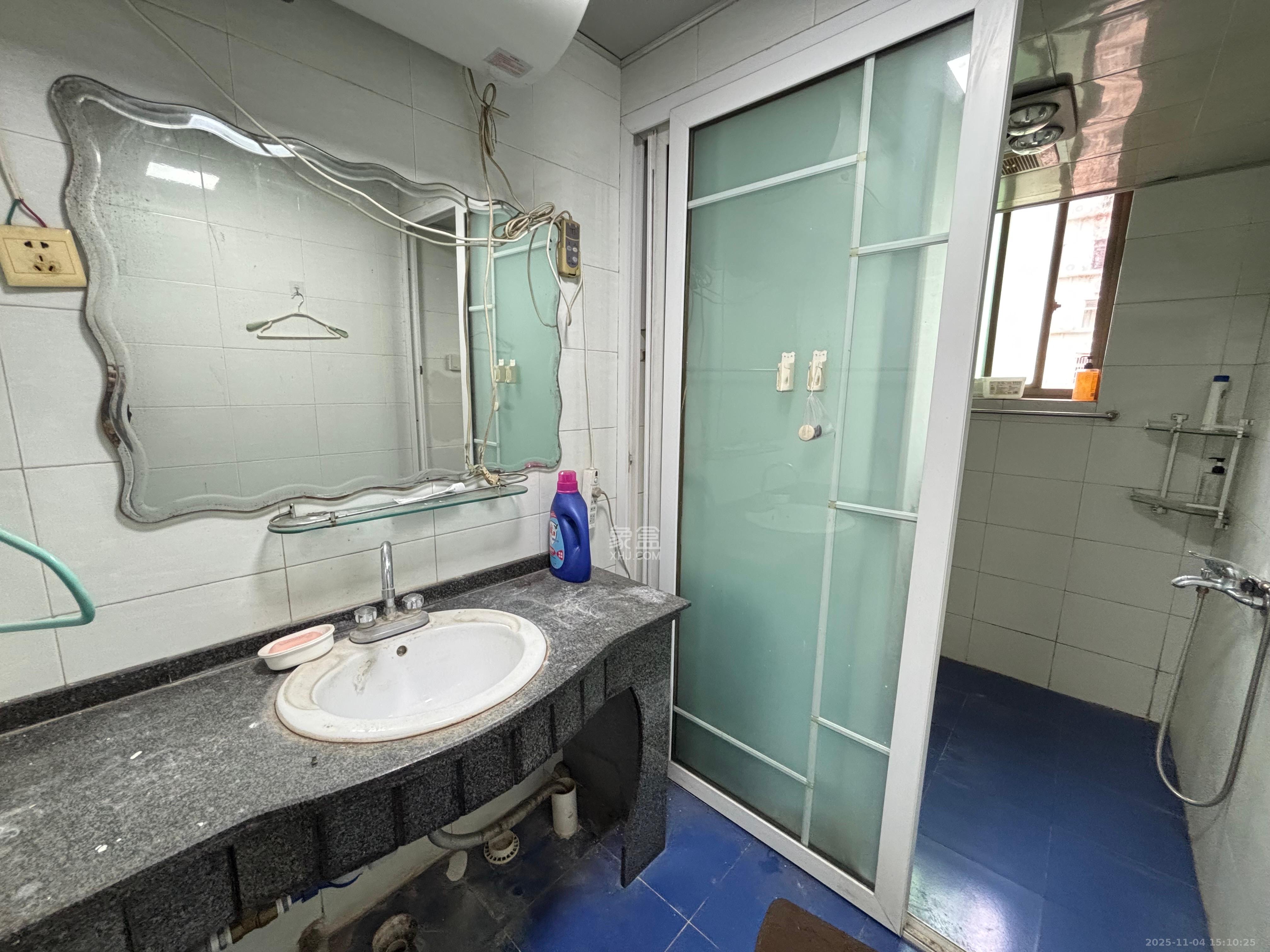 时代天骄 3室2厅2卫 2300.0元/月 时代天骄 3室2厅2卫 2300.0元/月室内图