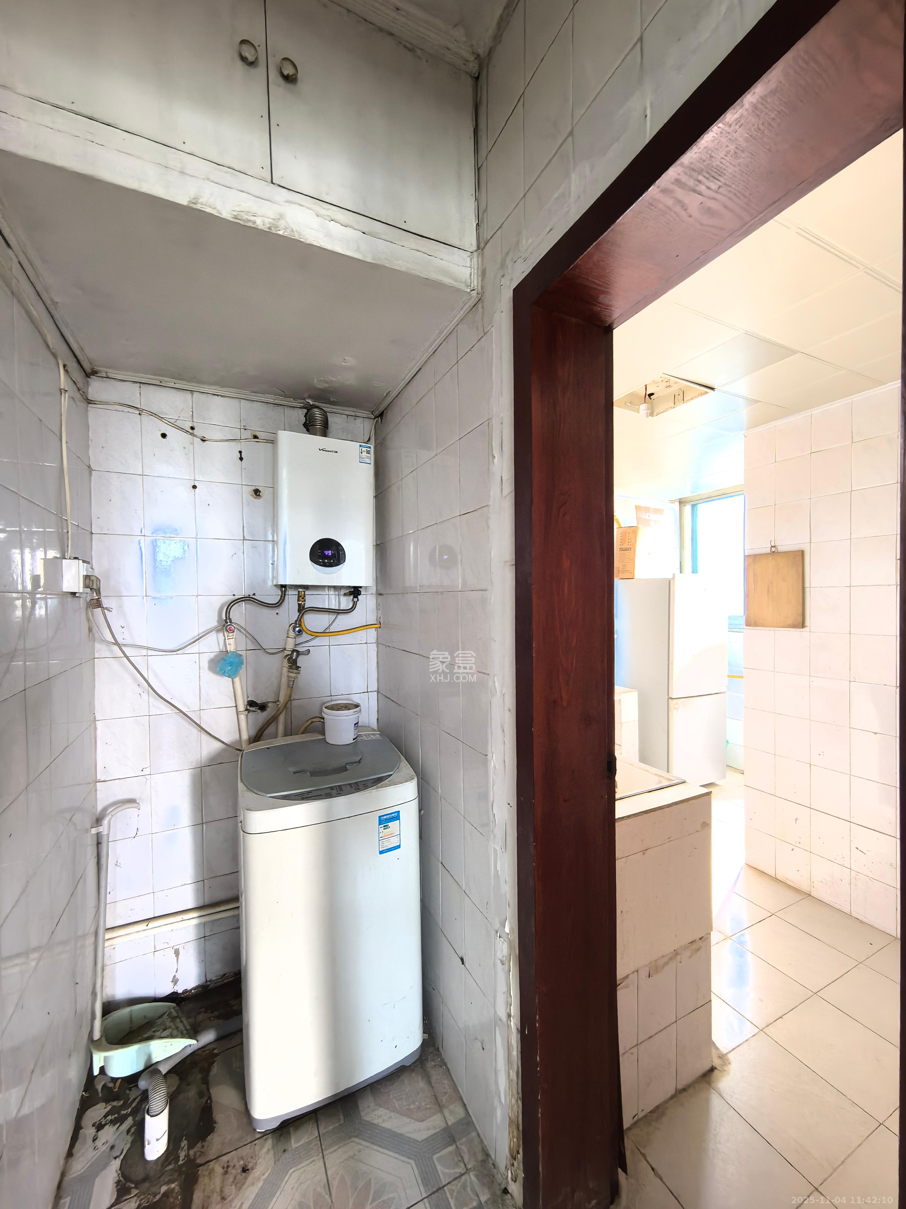 银洲公寓 2室2厅1卫 1620.0元/月 银洲公寓 2室2厅1卫 1620.0元/月室内图