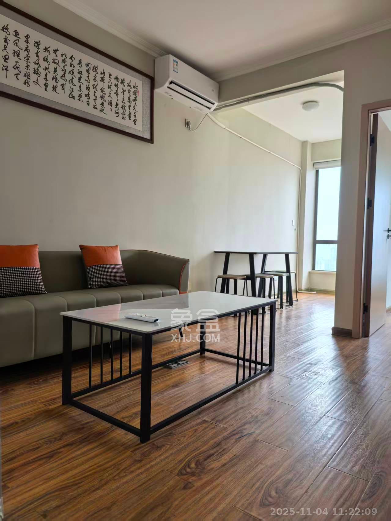 合能洋湖公馆  2室1厅1卫    2000.0元/月