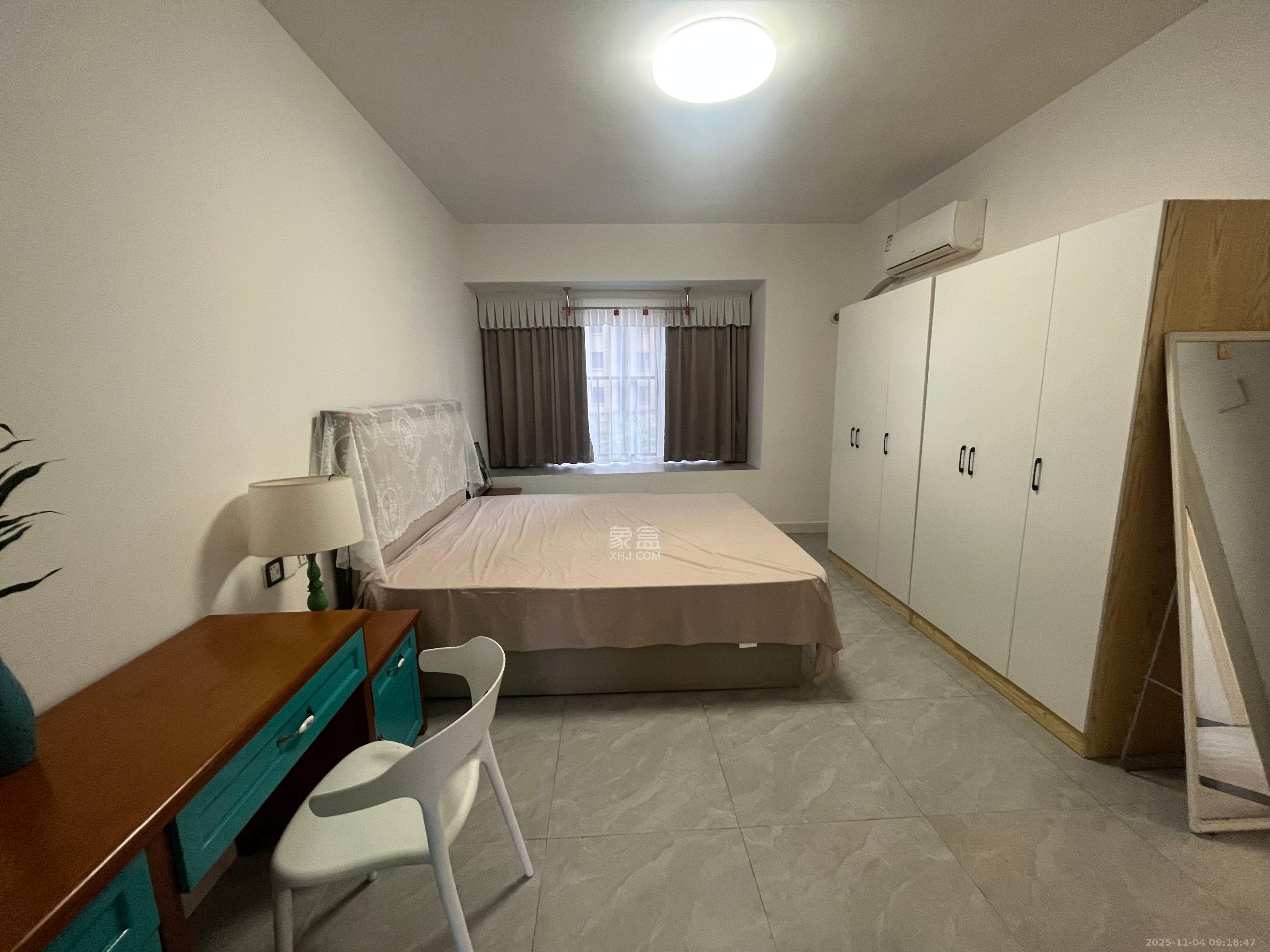 奥克斯缔壹城  4室2厅2卫    3600.0元/月室内图