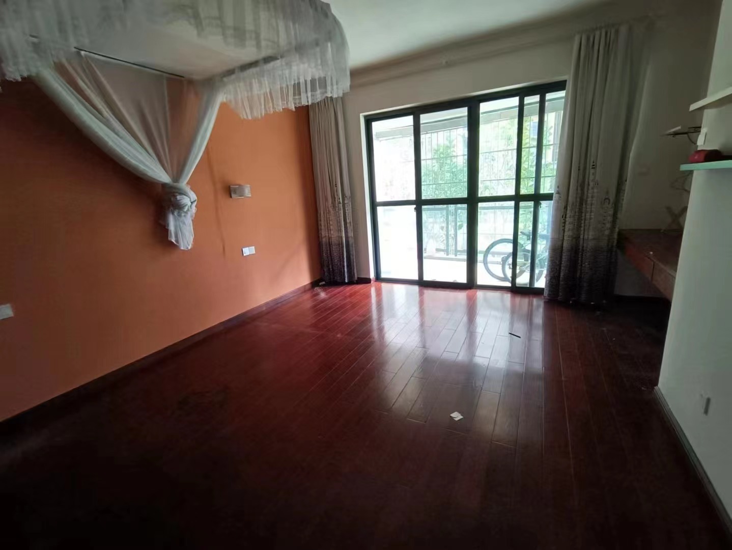 枫丹白露  3室2厅2卫    2800.0元/月室内图