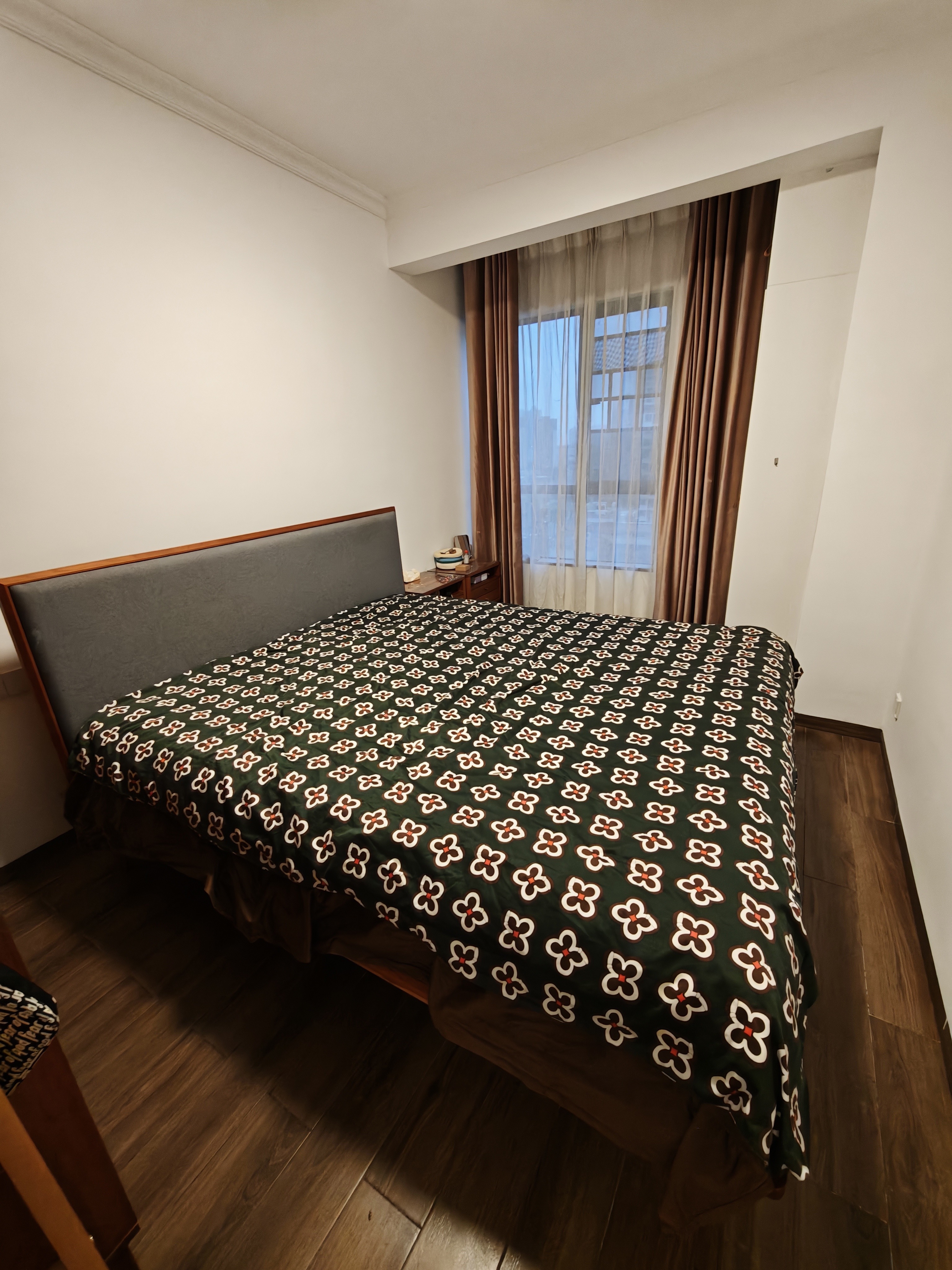 五江碧桂园城市广场  1室0厅0卫    100.0万客厅