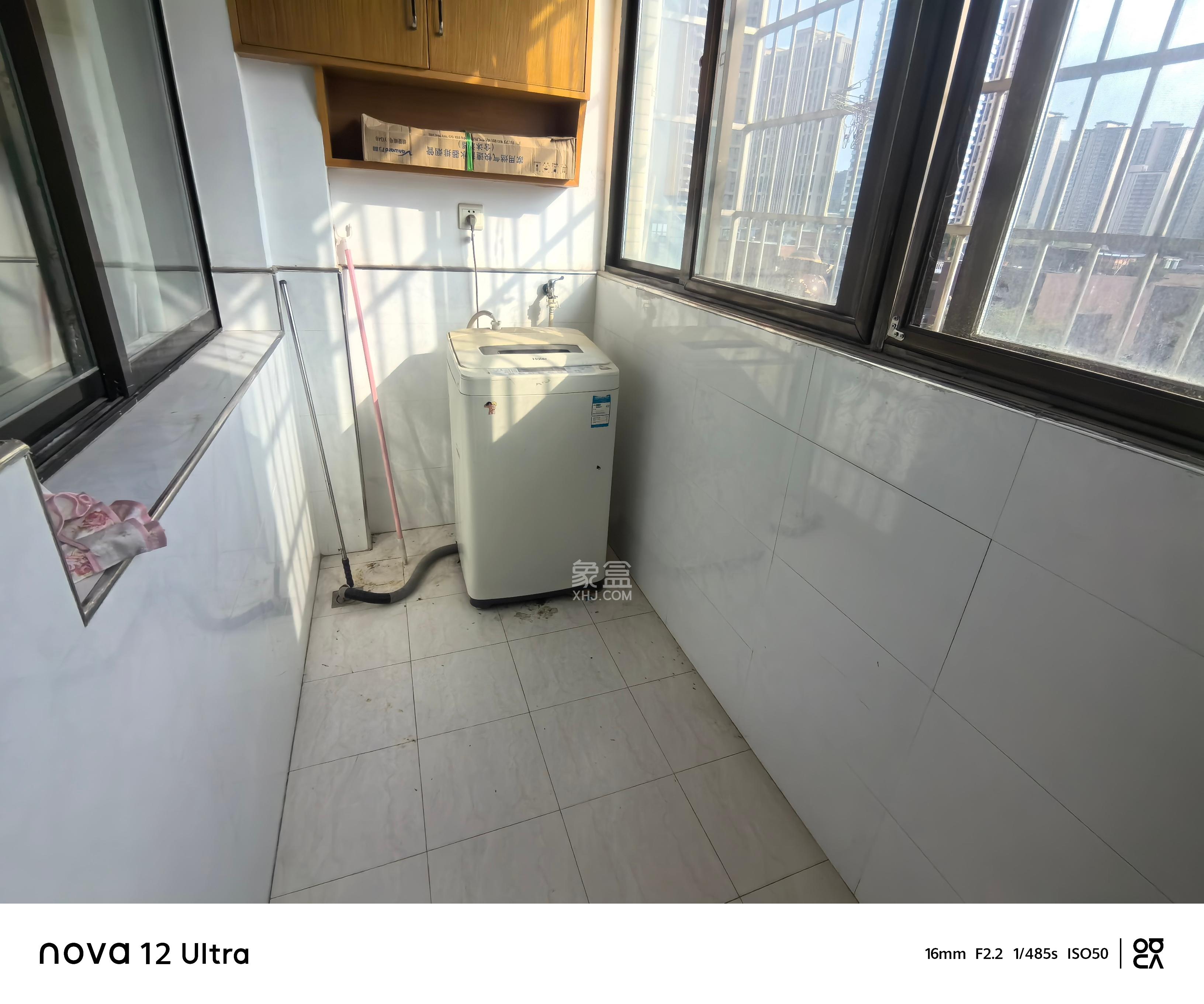 湘核佳苑 3室2厅1卫 2000.0元/月 湘核佳苑 3室2厅1卫 2000.0元/月室内图