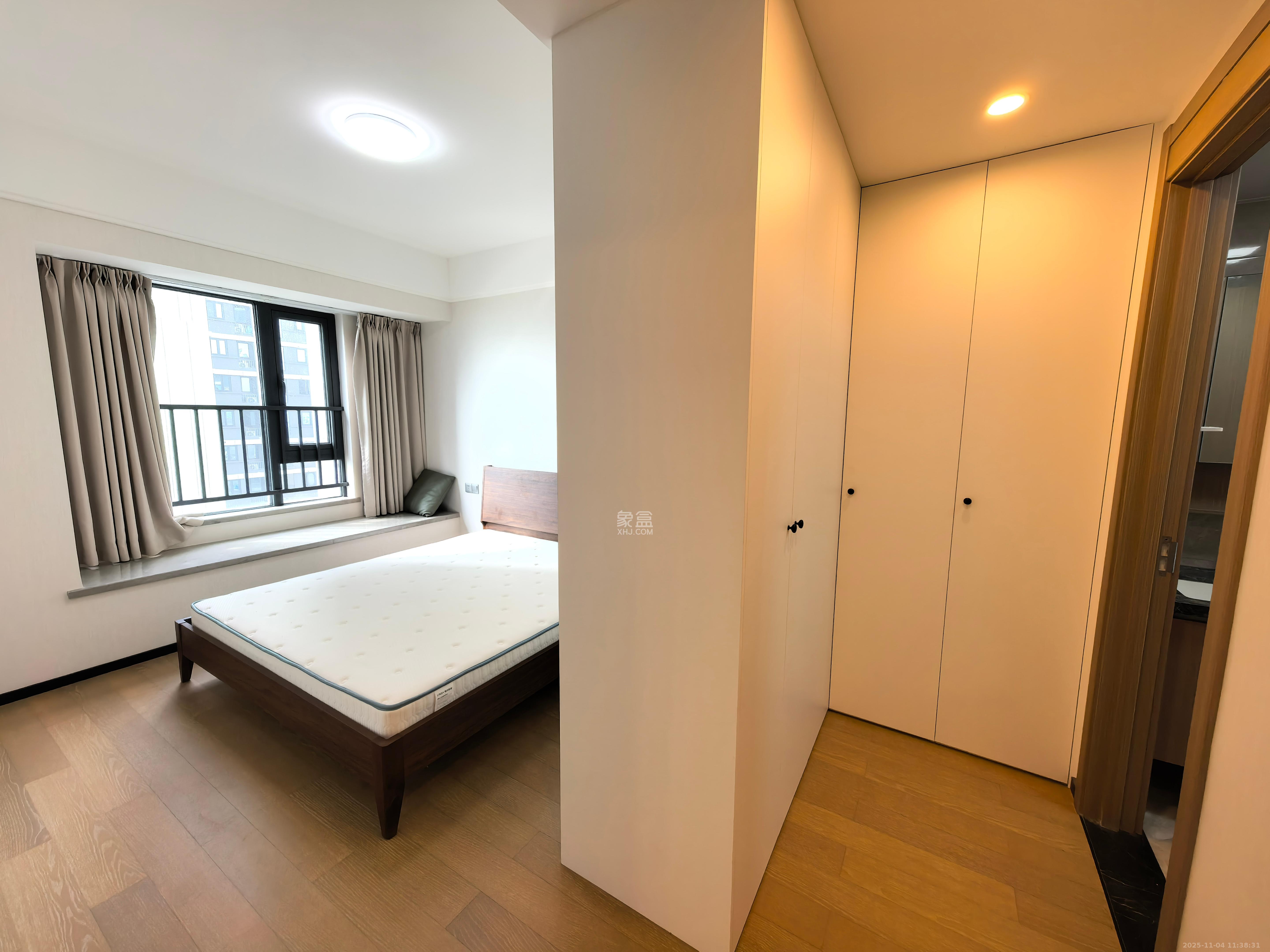 中海麓山境南区 3室2厅2卫 3000.0元/月 中海麓山境南区 3室2厅2卫 3000.0元/月室内图