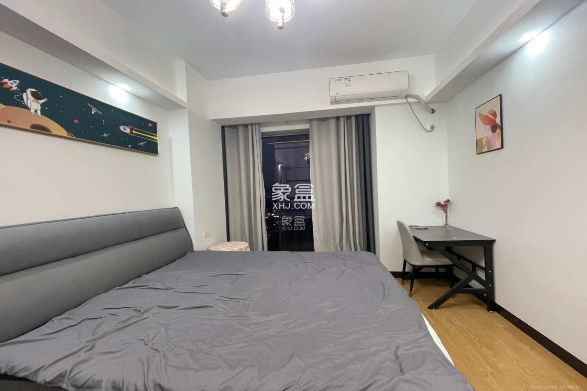 万润时光里 1室0厅0卫 1600.0元/月 万润时光里 1室0厅0卫 1600.0元/月室内图