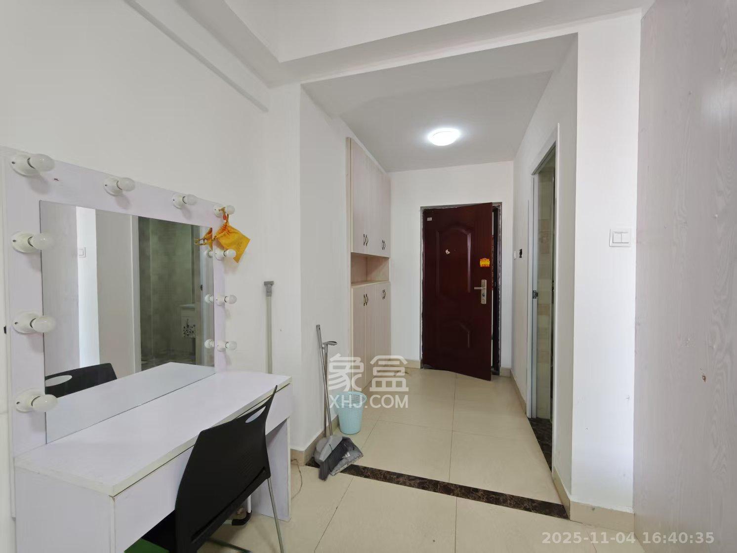 五矿万境水岸二期（五矿万境水岸和苑）  1室1厅1卫    1300.0元/月室内图