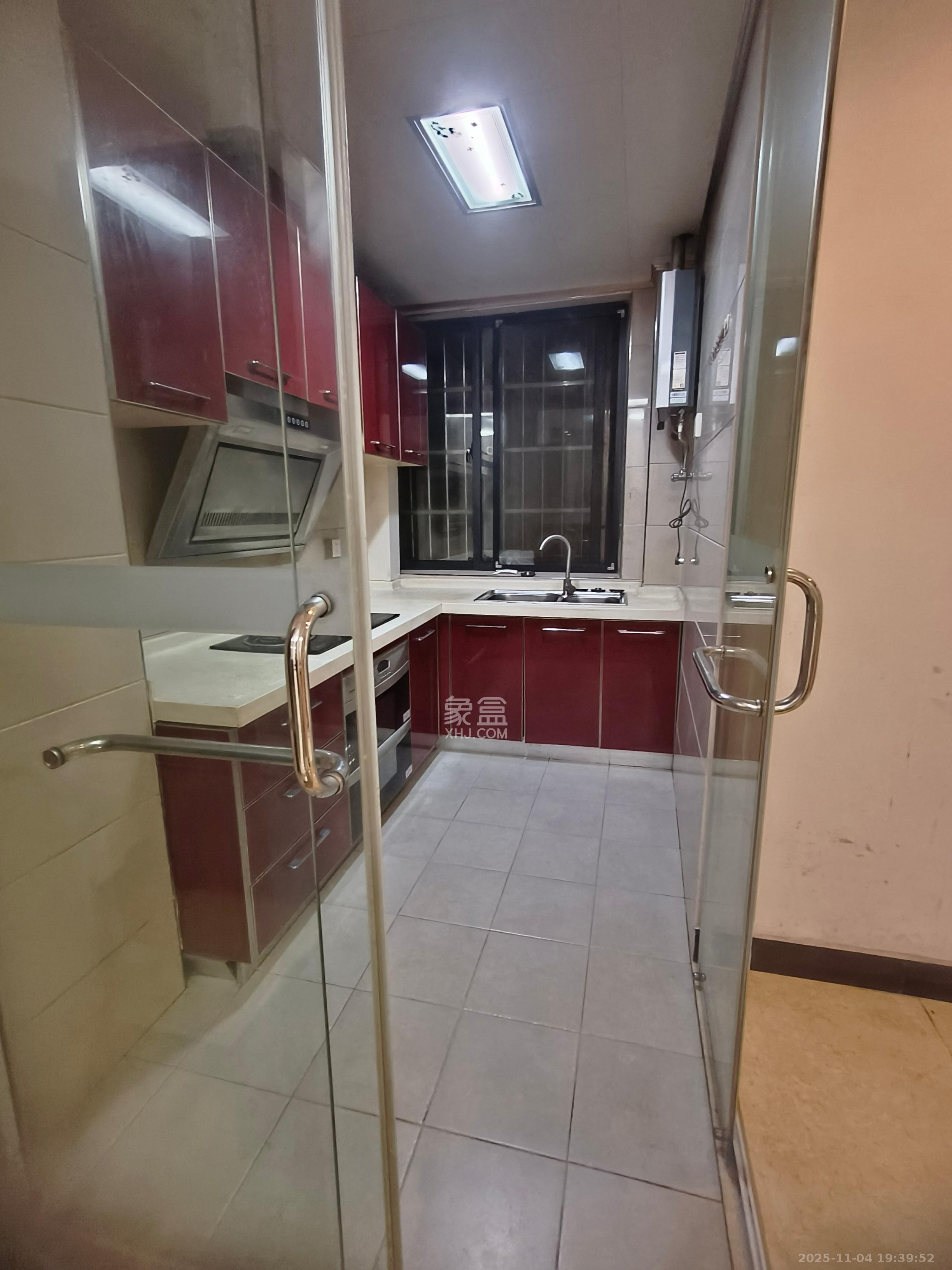 锦湘国际星城三期（锦绣苑）  2室2厅1卫    2400.0元/月室内图