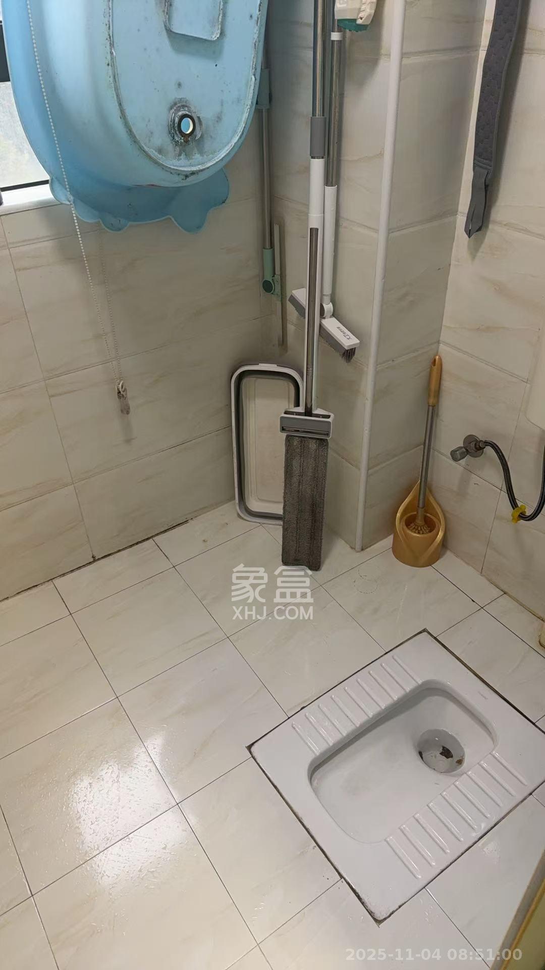 汇金城/嘉华城（二期、三期）  3室2厅1卫    2600.0元/月室内图