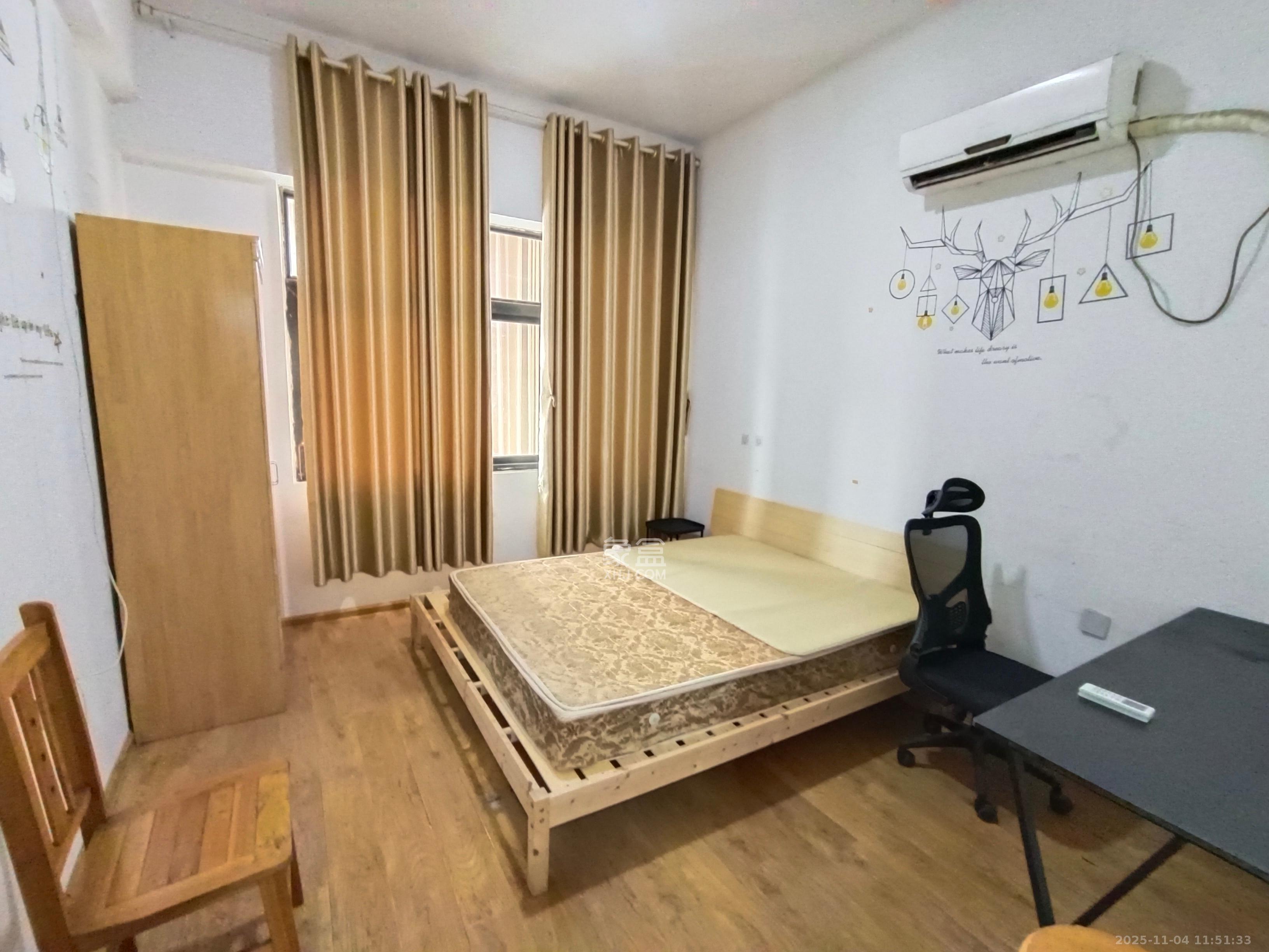 红树湾 2室2厅1卫 1600.0元/月 红树湾 2室2厅1卫 1600.0元/月室内图