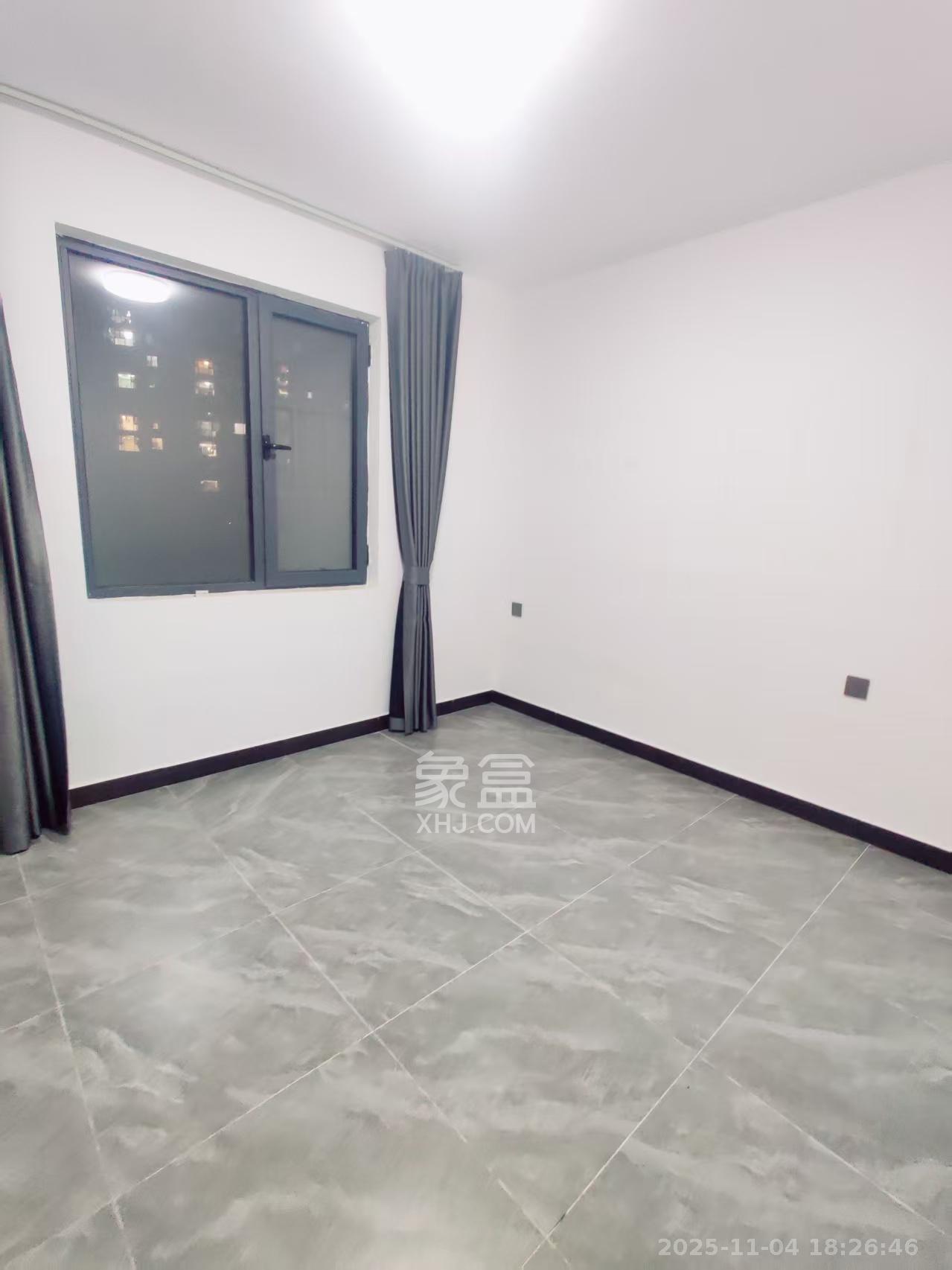 明发阅江悦府 4室2厅2卫 2500.0元/月 明发阅江悦府 4室2厅2卫 2500.0元/月室内图