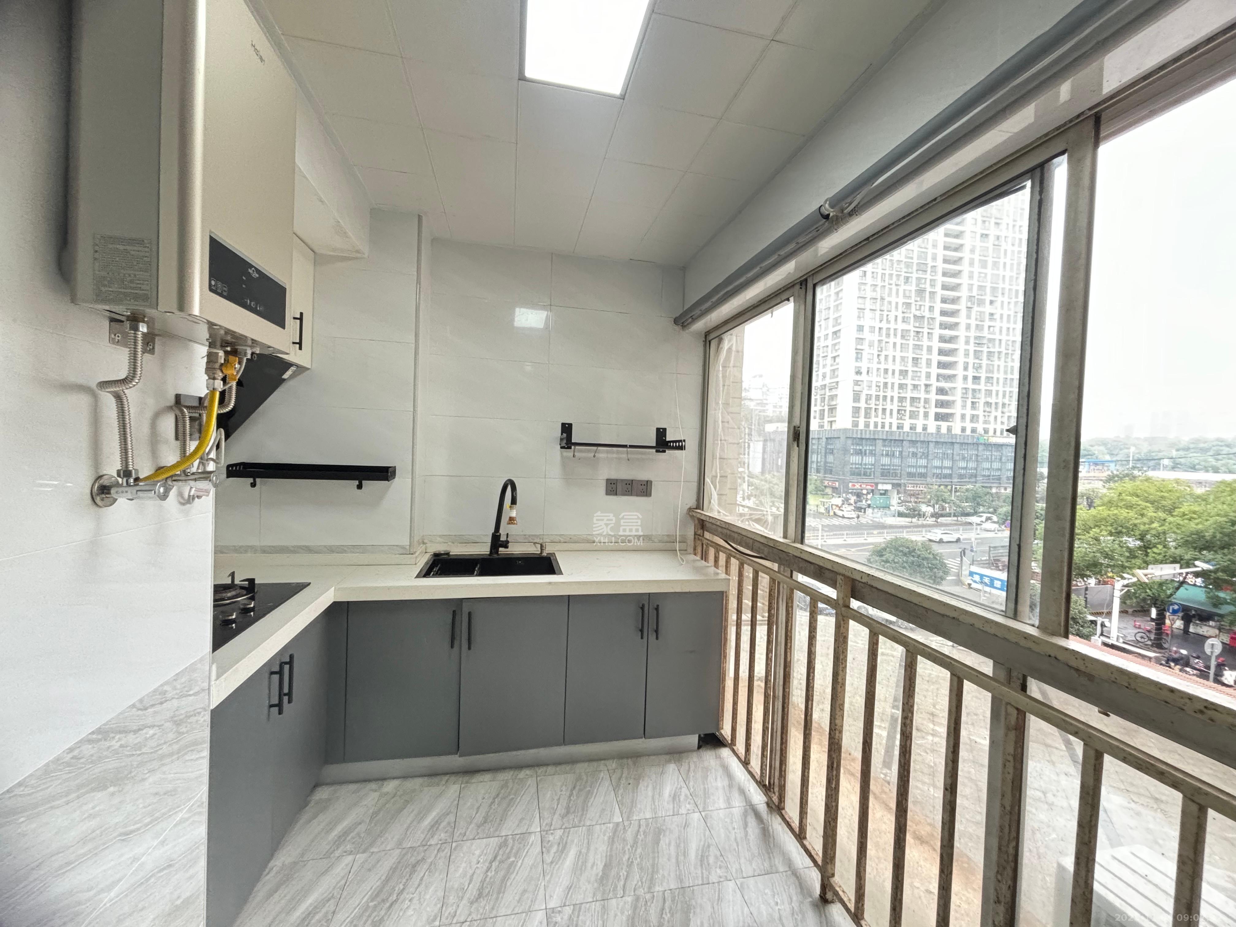 都市春天 1室1厅1卫 1900.0元/月 都市春天 1室1厅1卫 1900.0元/月室内图