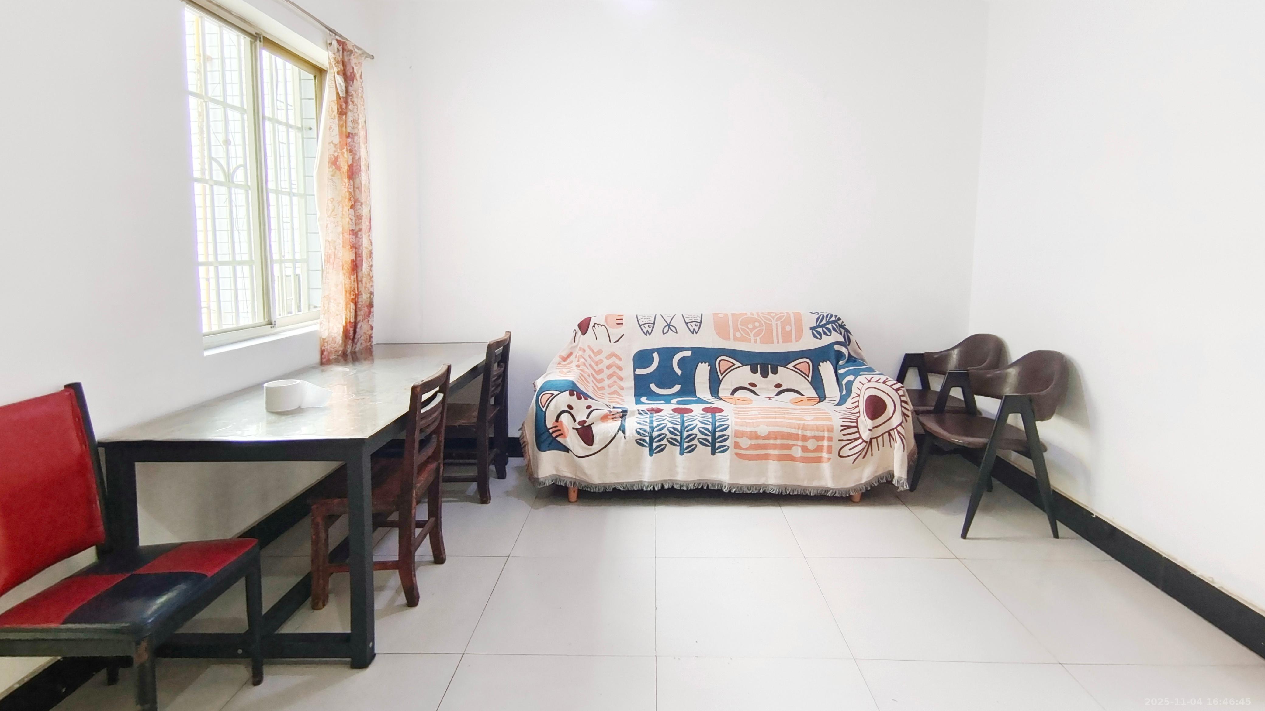 扬帆小区  2室1厅1卫    1900.0元/月室内图